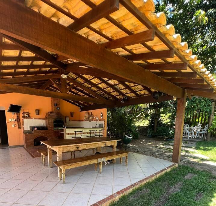 Casa no Lago em Meaipe Guarapari