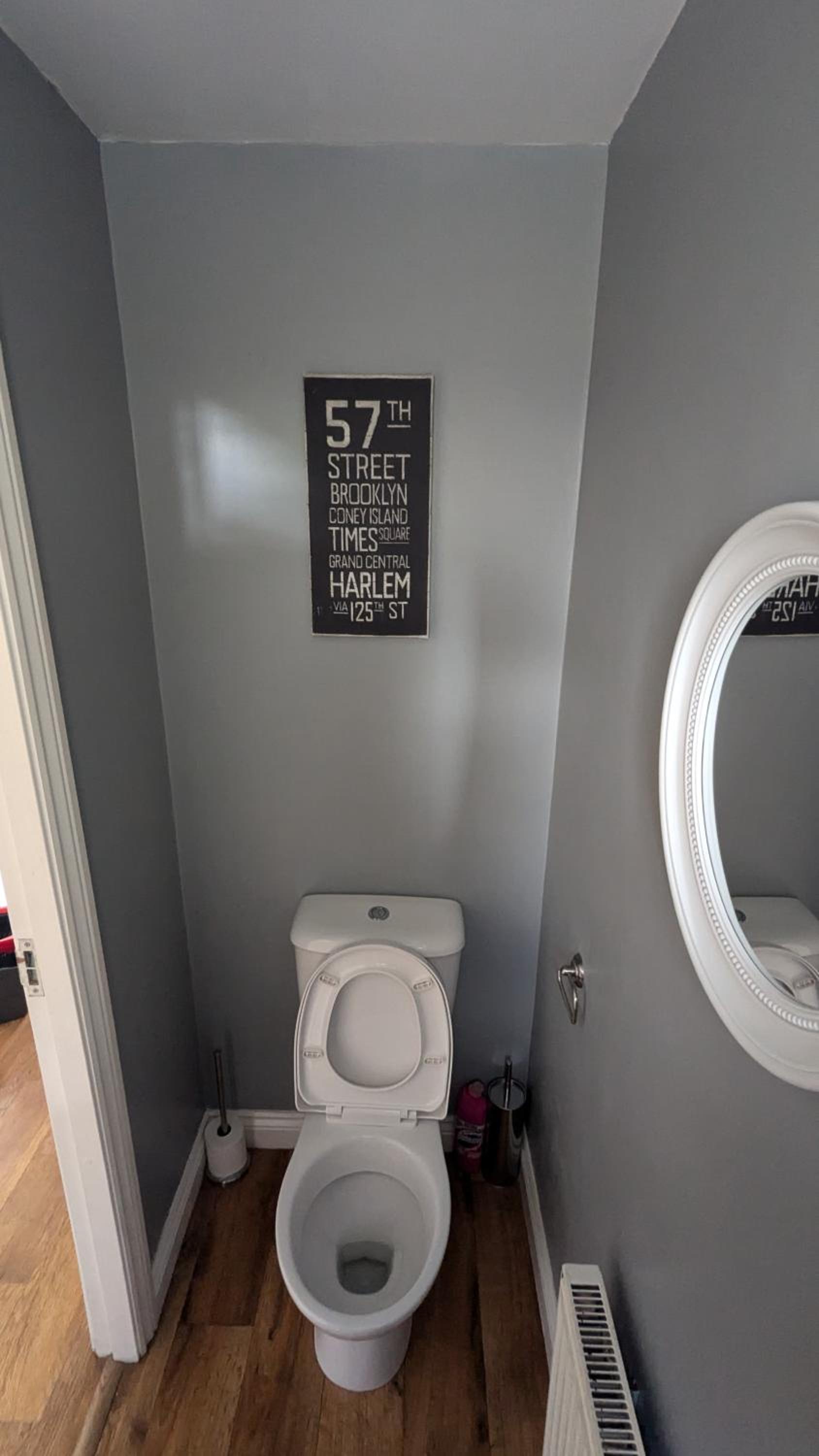 Sleeps up to 8 guests - Modern townhouse near Newcastle