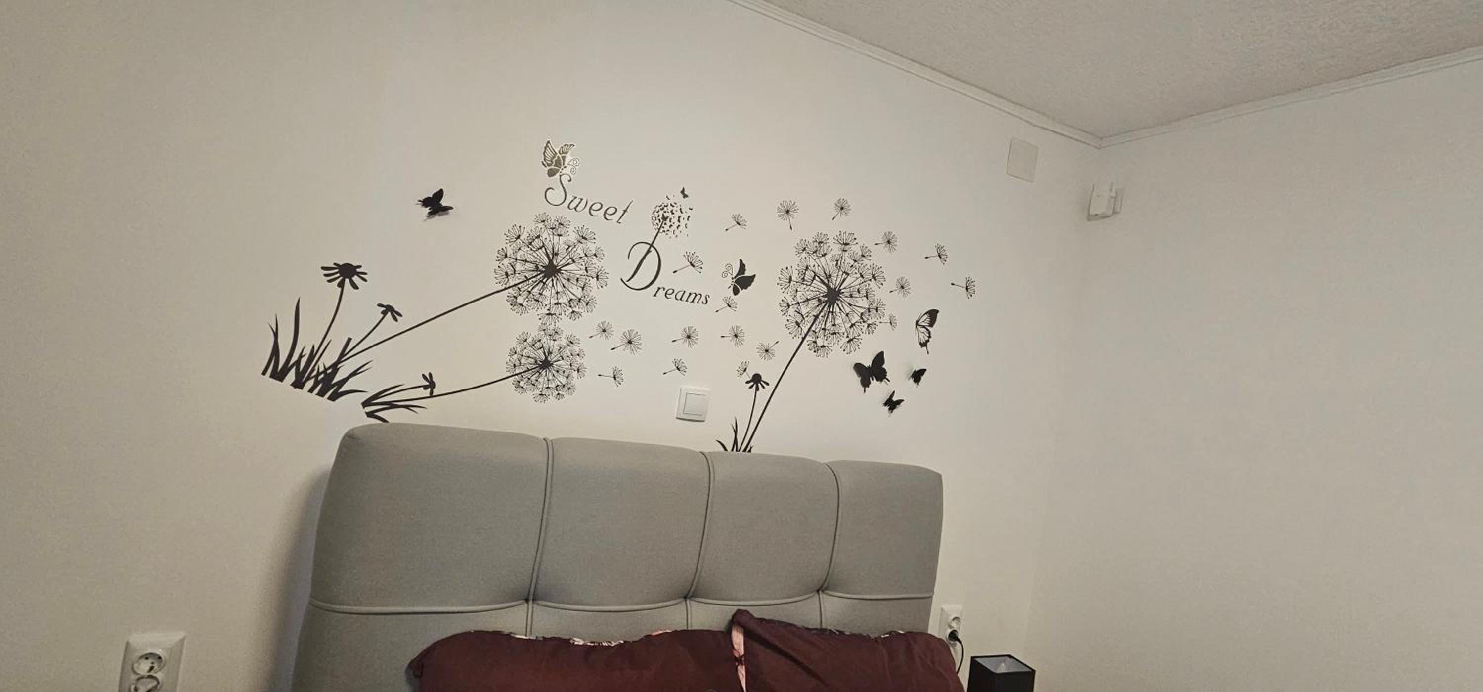 ENA 1&2 apartments-free parking 2200 m2-truck,trailer,boats friendly-EASY D1 access