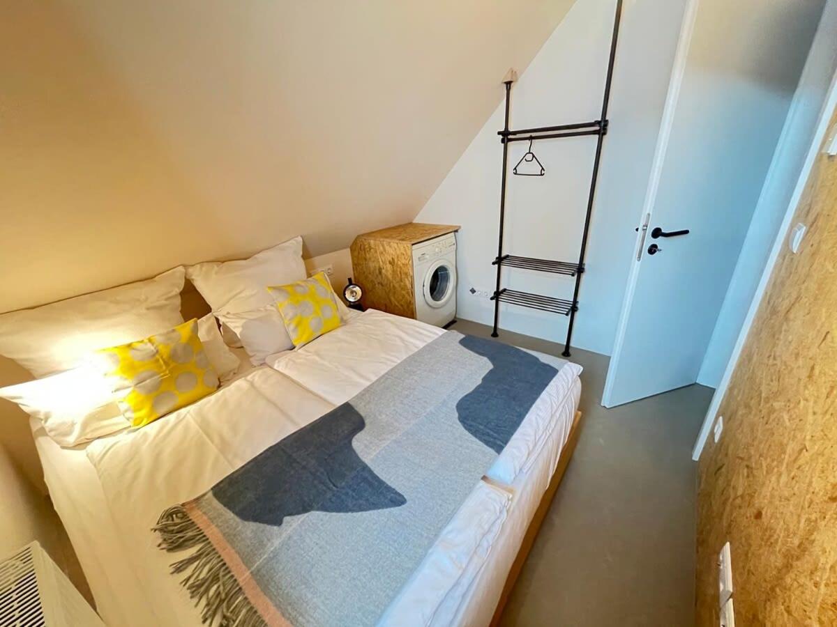Light Hideaway -45sqm- near BER Airport