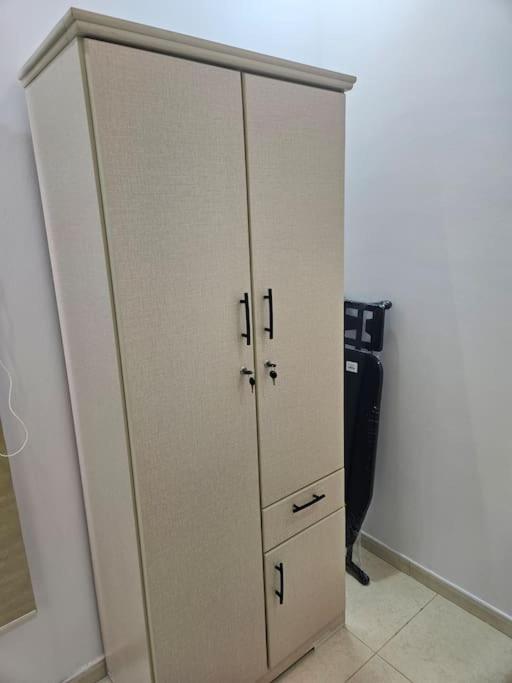 New Studio Apt Al Mounsiyah