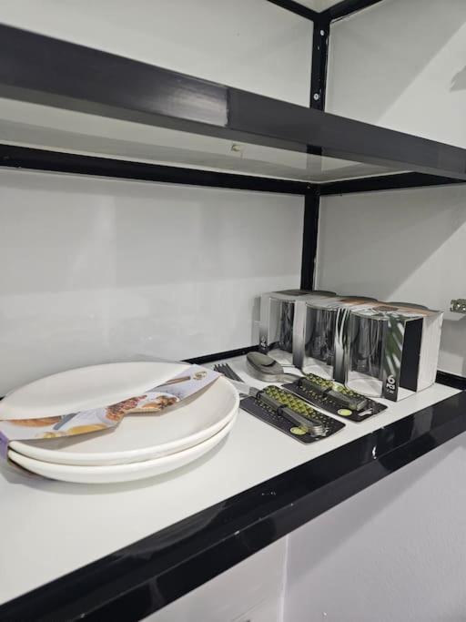 New Studio Apt Al Mounsiyah