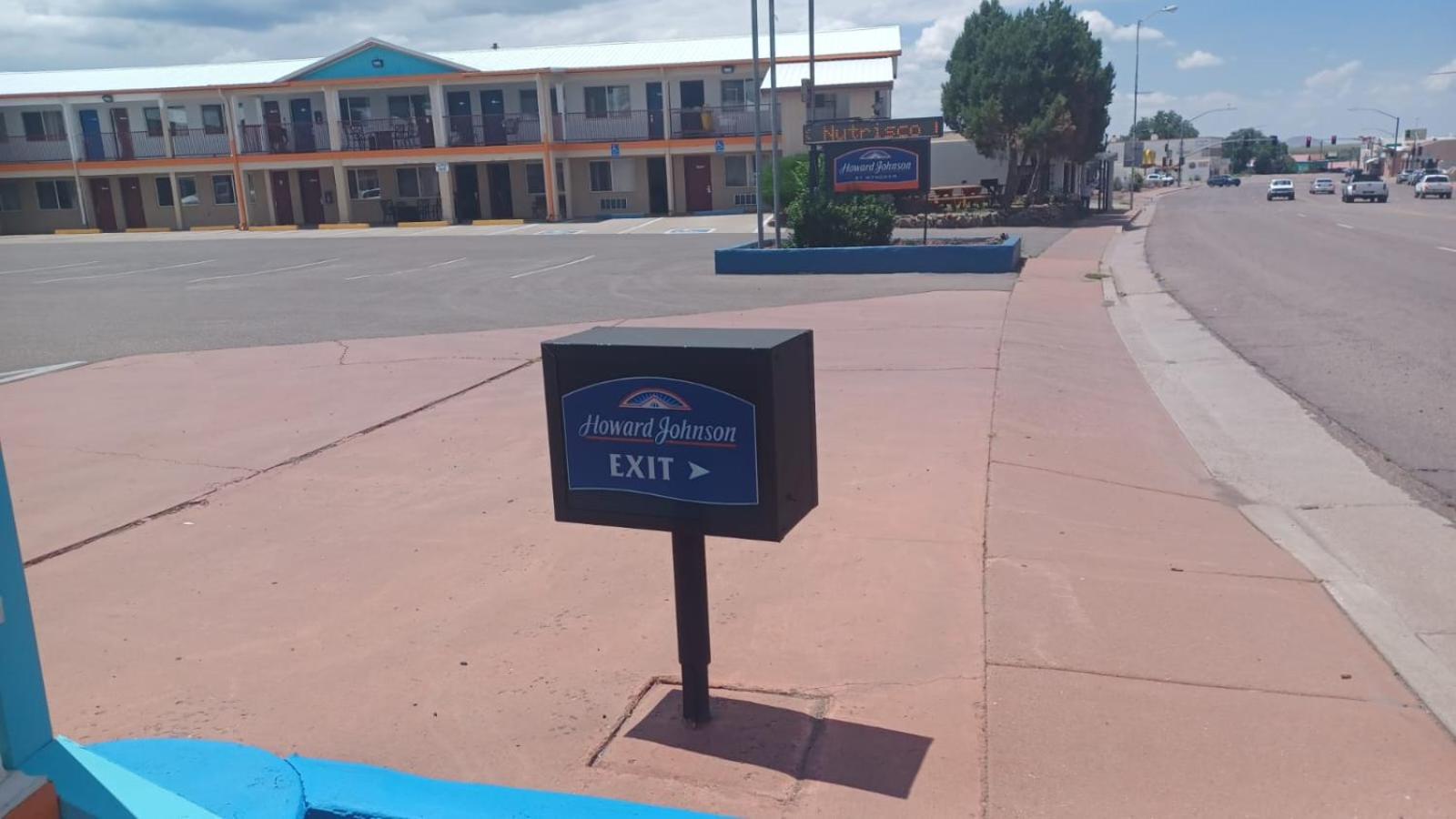 Howard Johnson by Wyndham Springerville