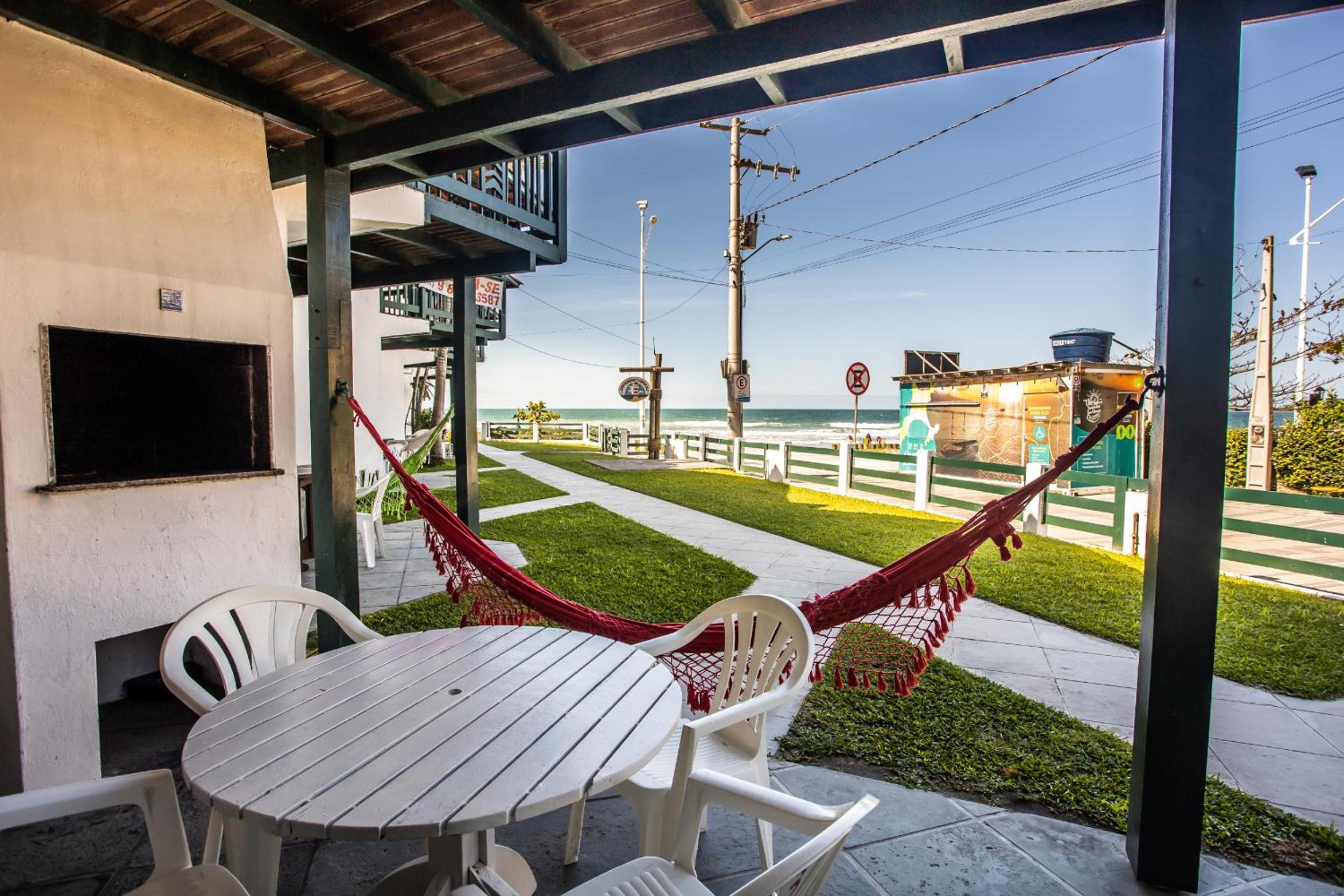 Duplex No 04 de 3 quartos frente ao mar