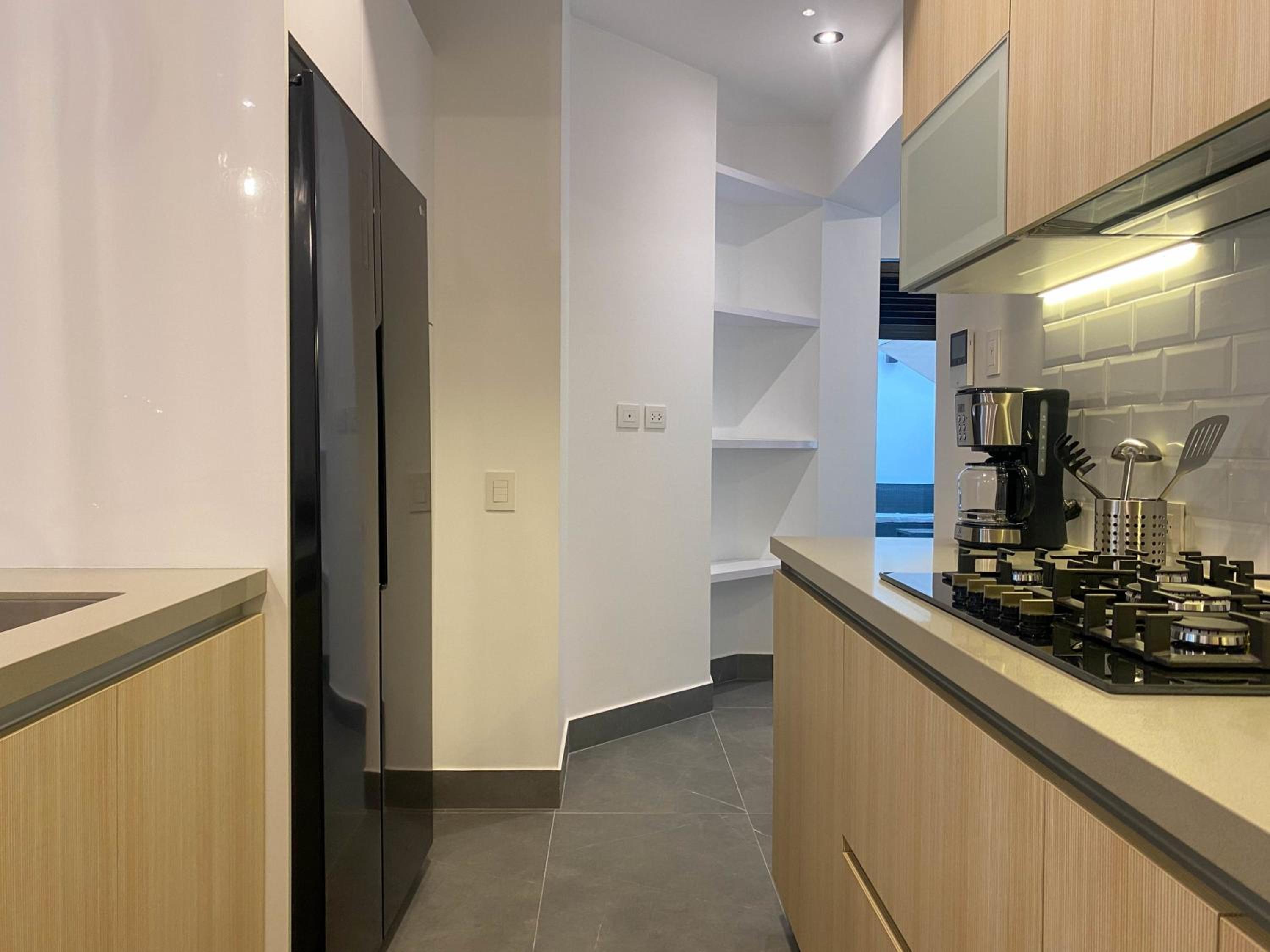 Cozy 2BR with Incredible Balcony in Miraflores view 4