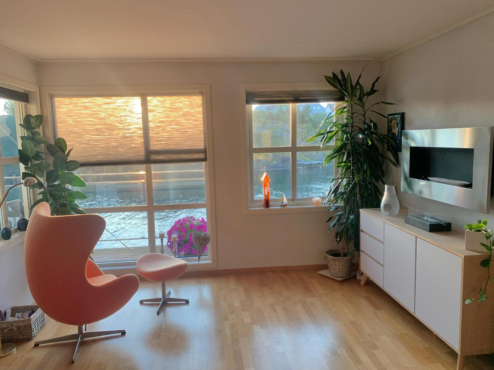 Apartment with seaview