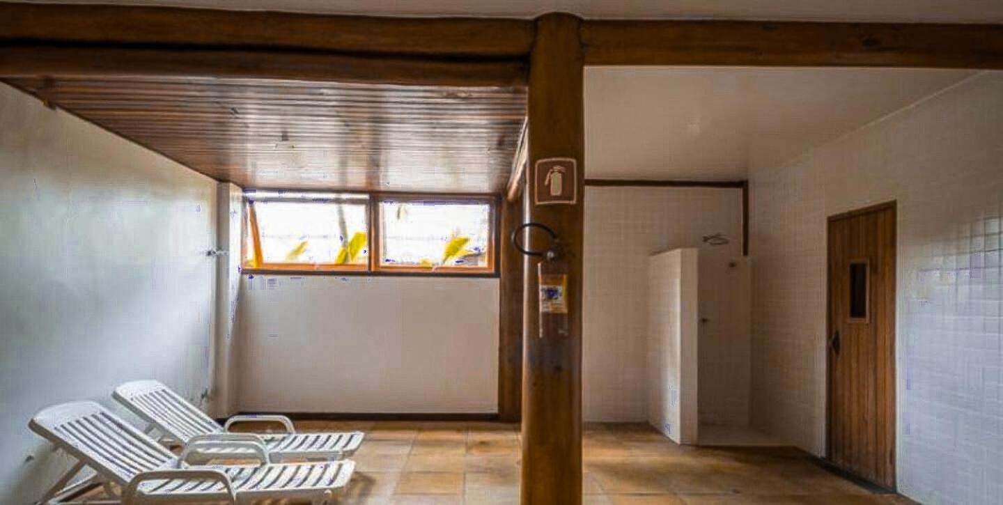 C4: Awesome Beach House