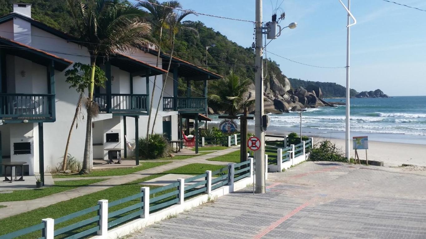 Duplex No 04 de 3 quartos frente ao mar
