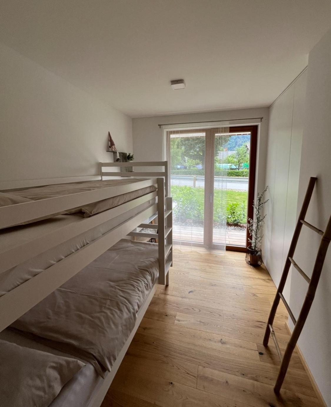 Apartma Gorna