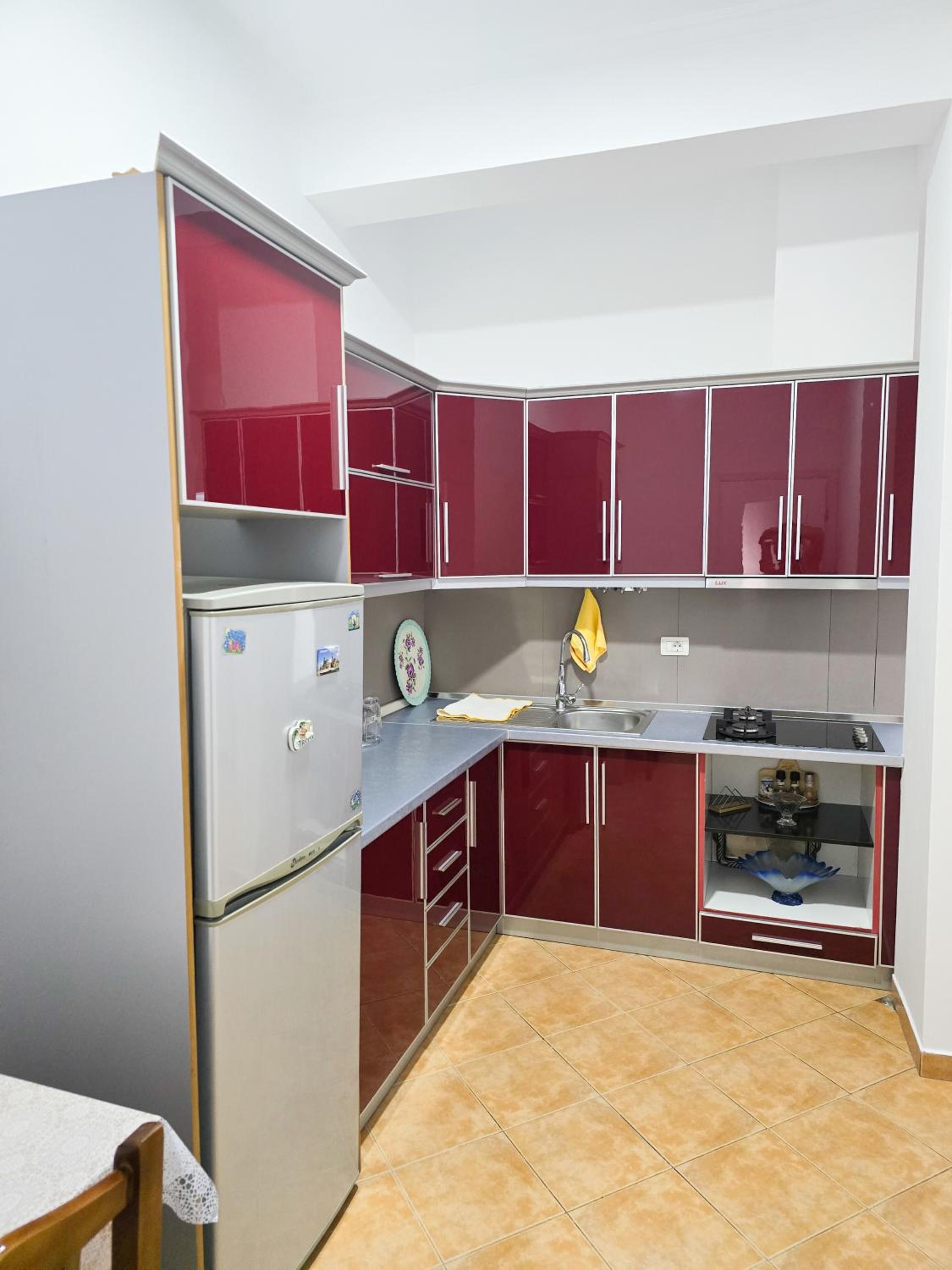 Eni Rooms