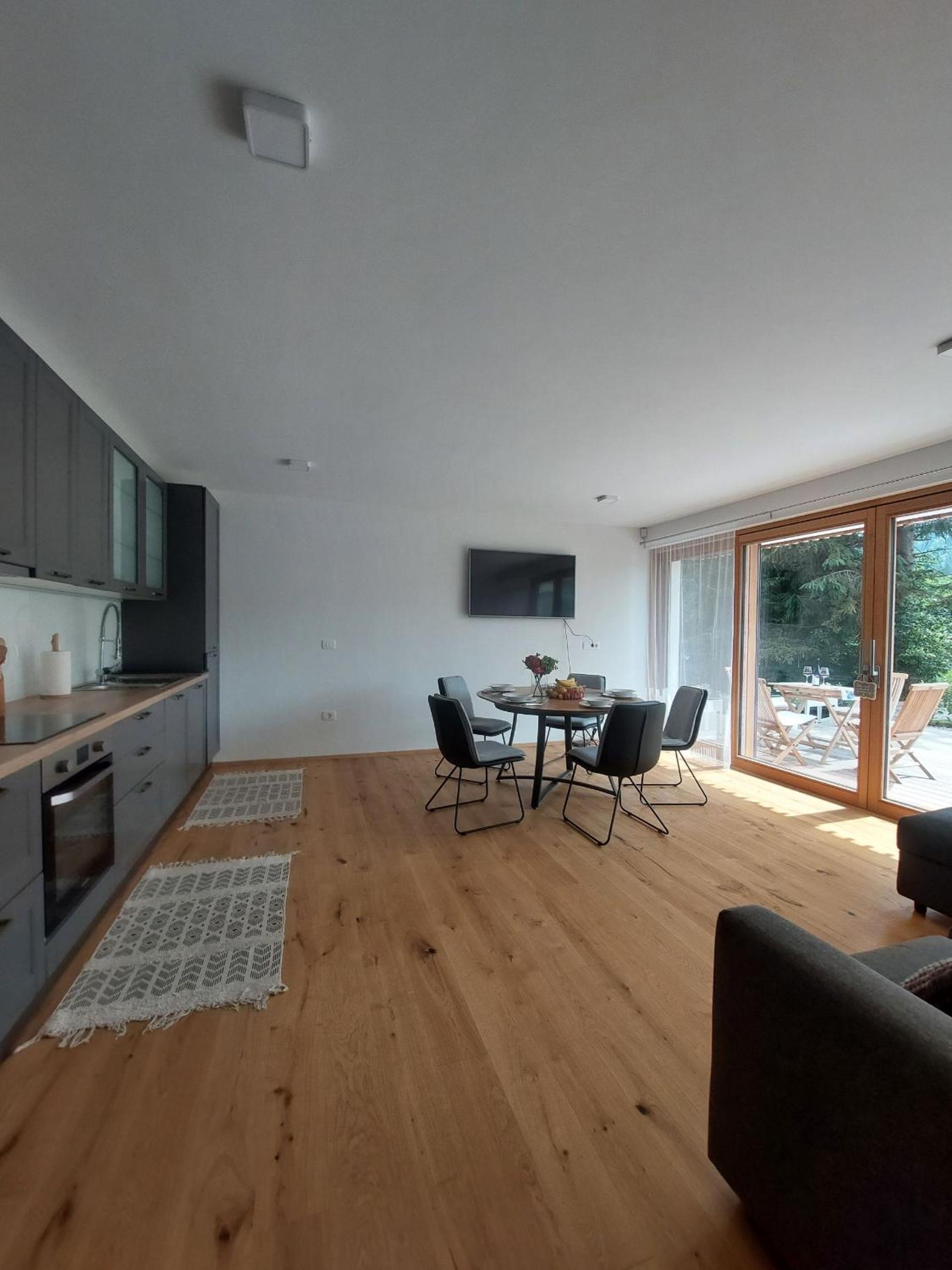 Apartma Gorna