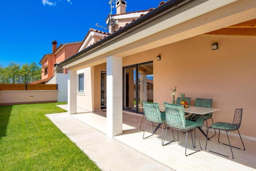 Villa Jessica view 2