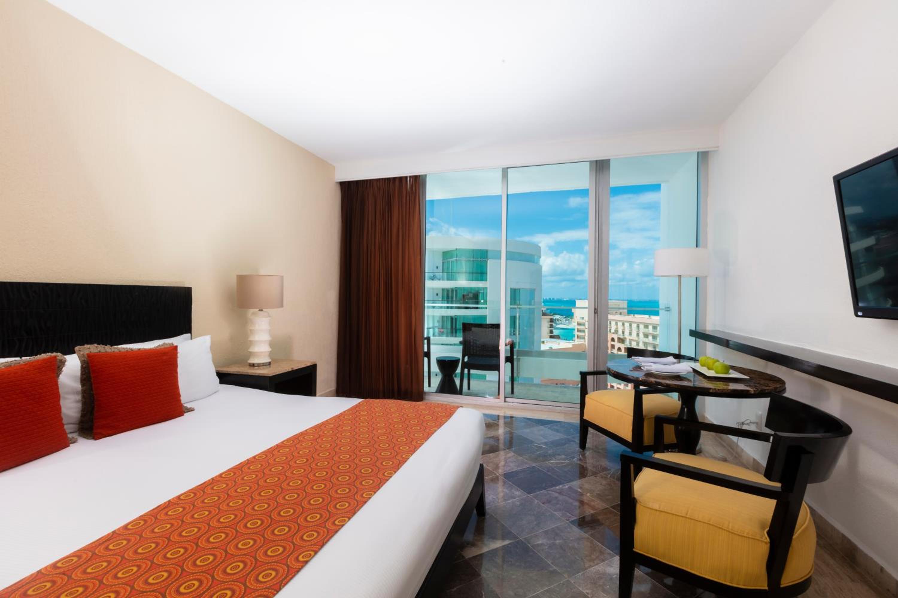 Krystal Grand Cancun All Inclusive
