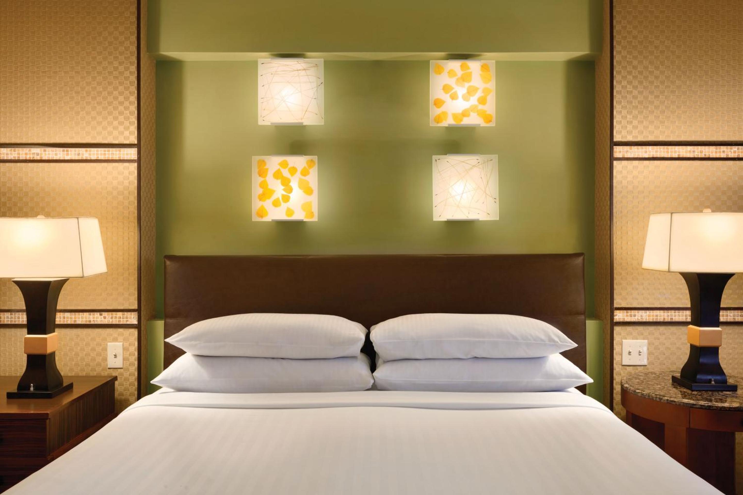 Lake Tahoe Vacations - Harrah's Lake Tahoe Hotel  Casino - Property Image 39