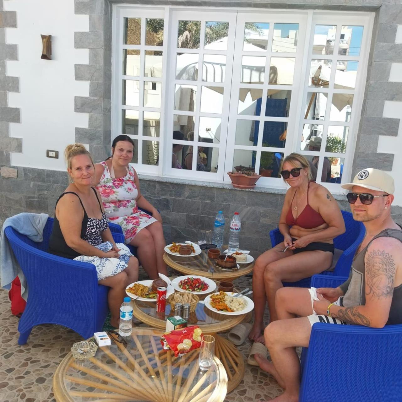 Villa golden life apartments, new property with pool access