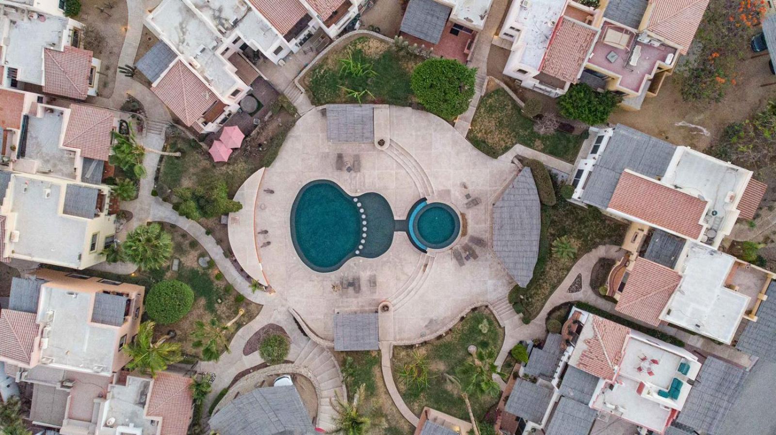 113 Big Town House For Family W Pool view 5