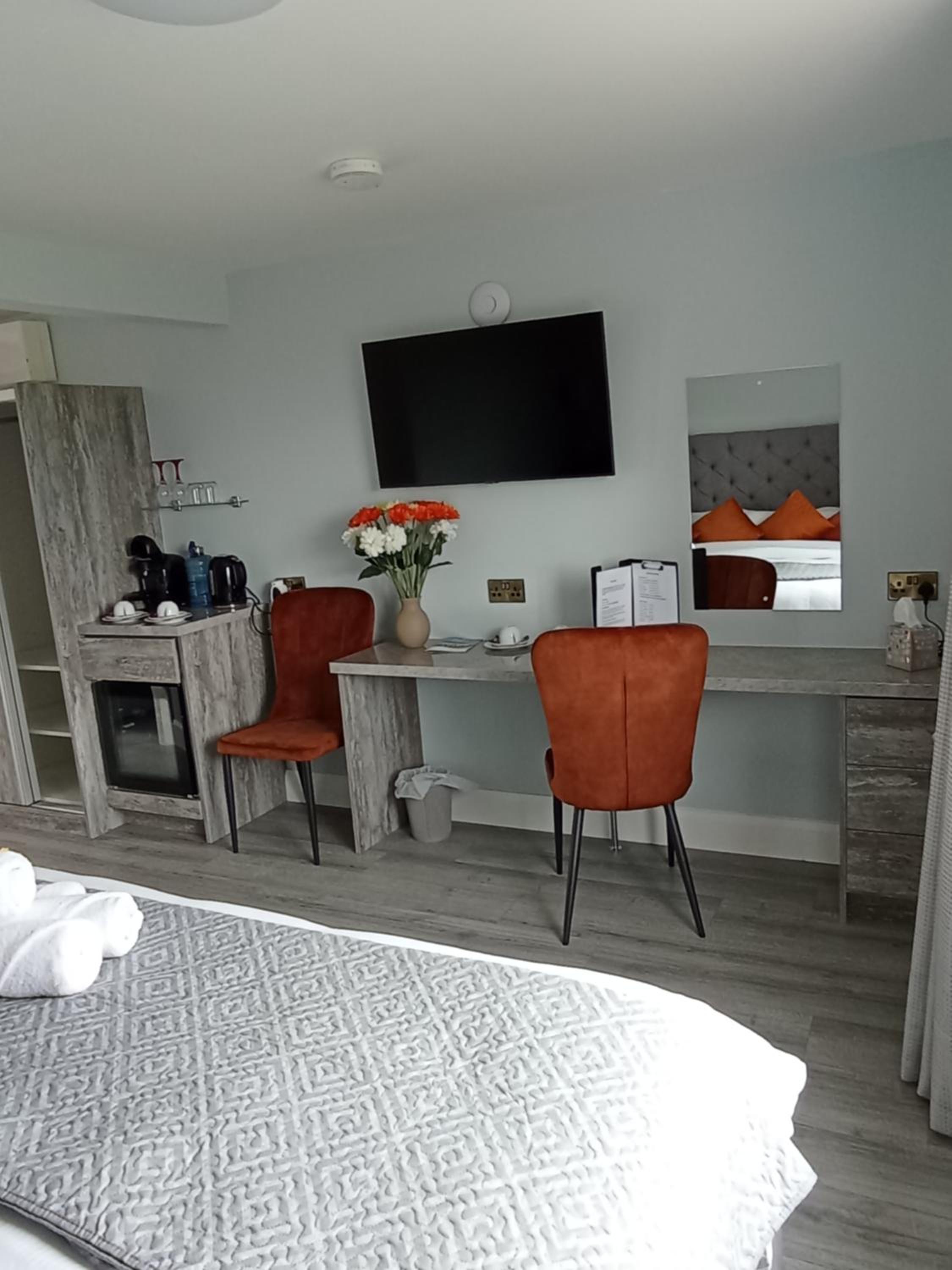 Tiernan's Luxury Accommodation view 3