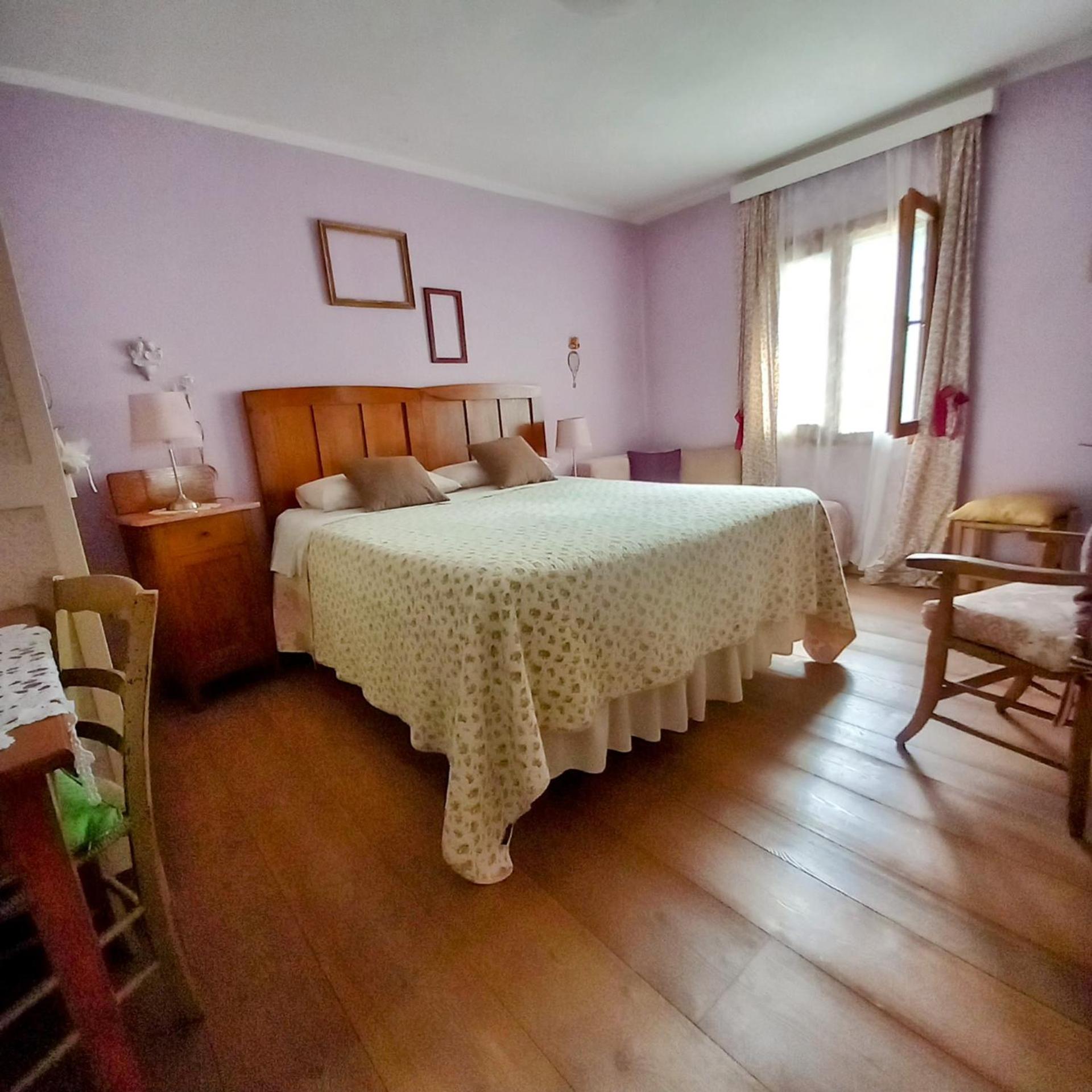 B&B OLTRA view 3