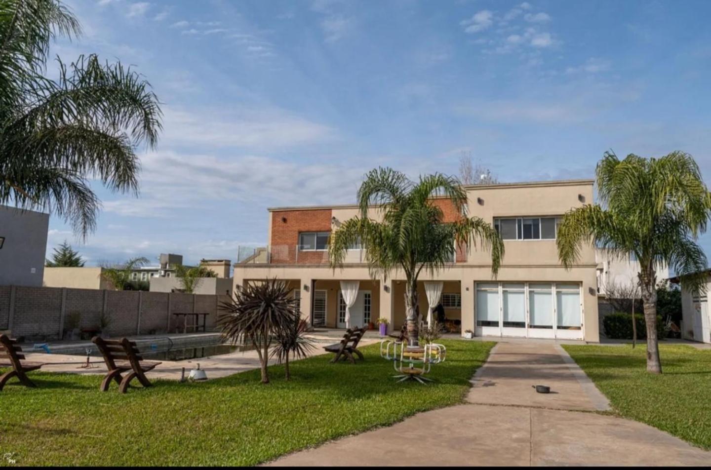 Casa con pileta