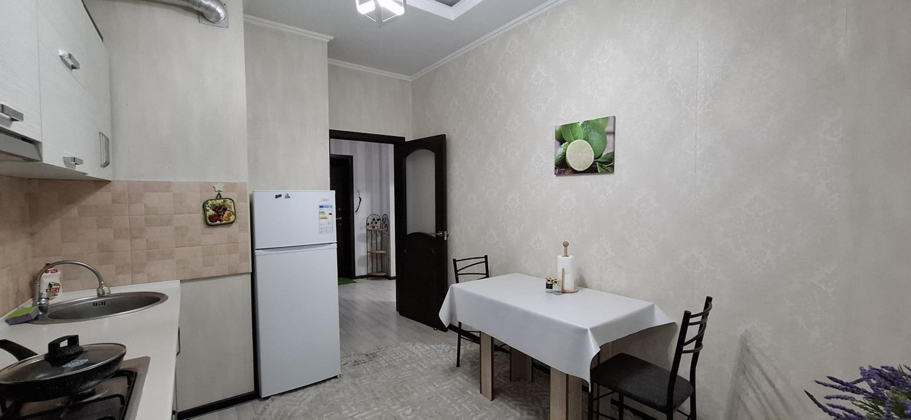 Elite Apartment in Downtown Bishkek view 4
