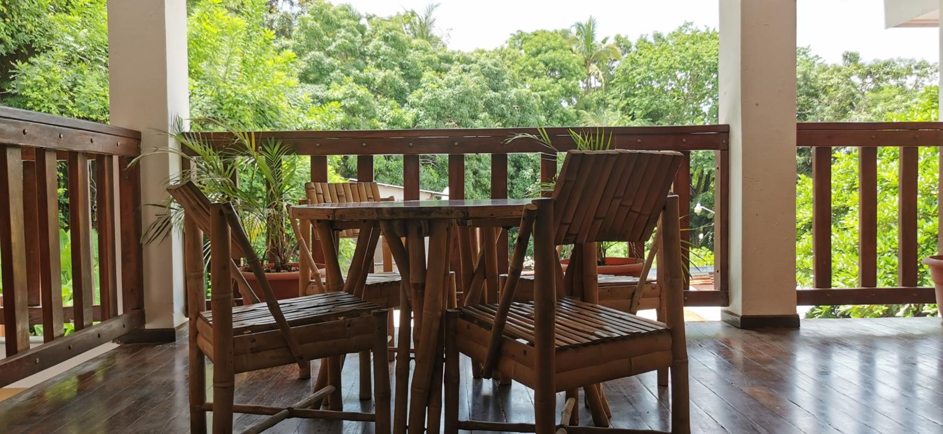 Tajalin Hostel - Montezuma Beach, Central location!