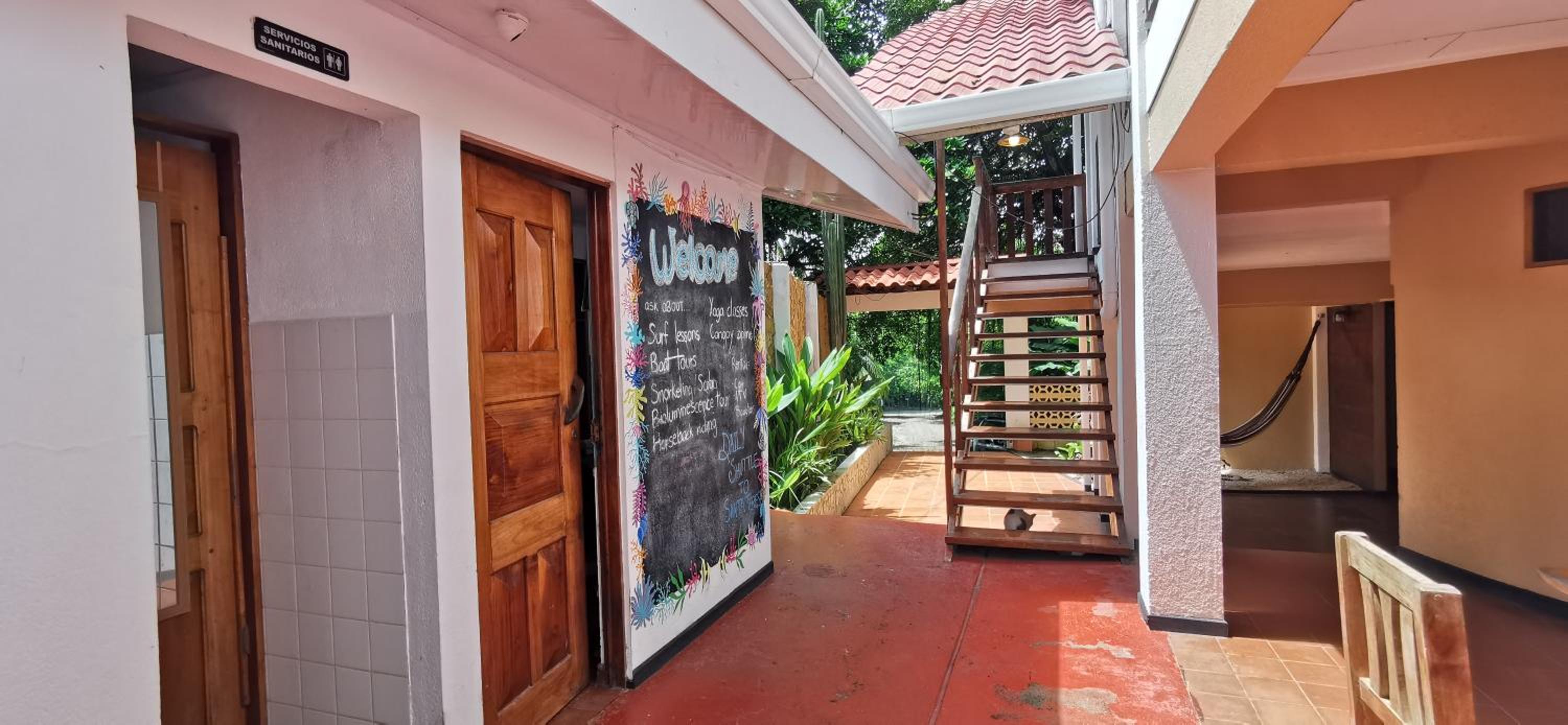 Tajalin Hostel - Montezuma Beach, Central location!