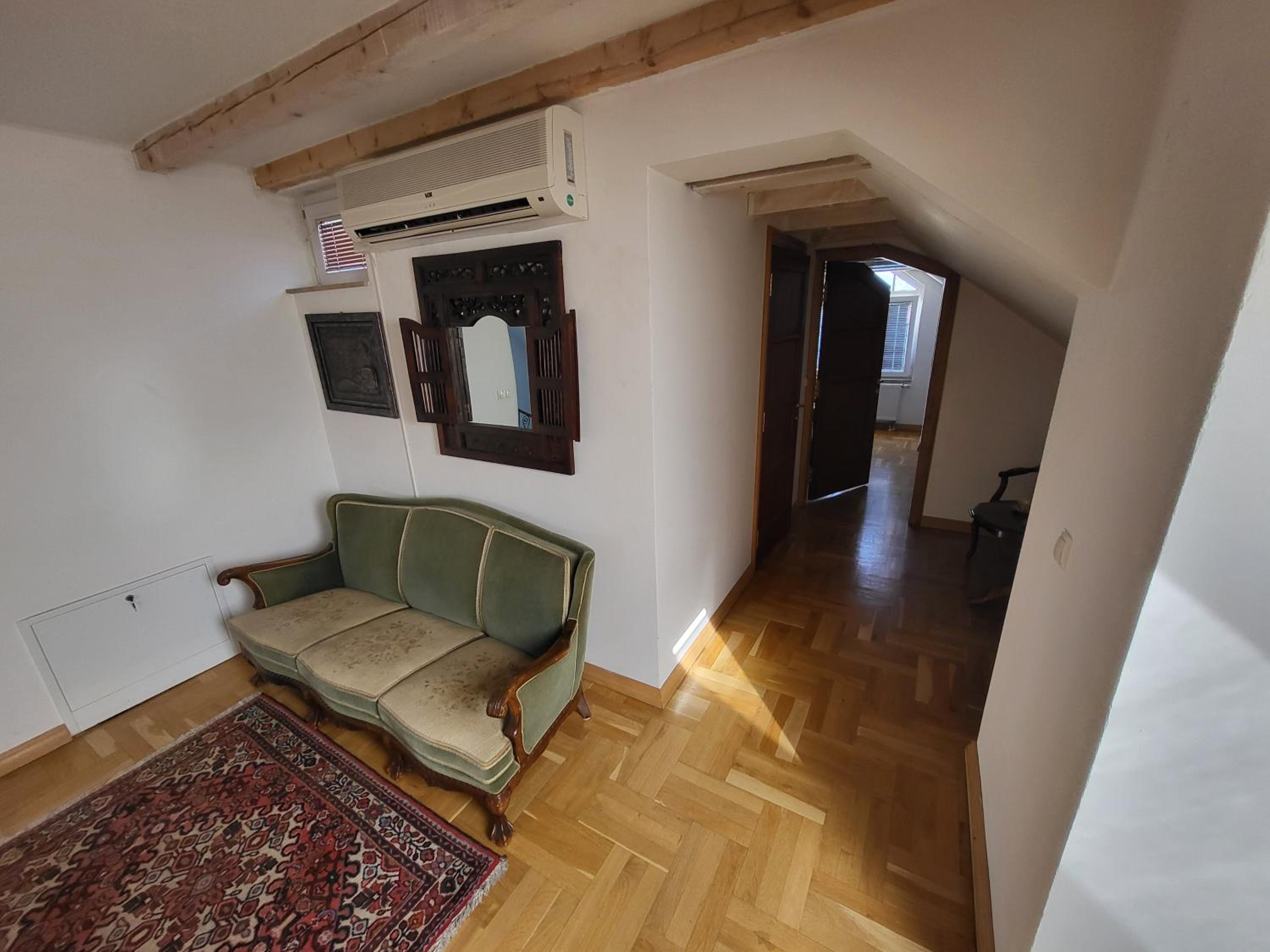 Residence Apartments Hari Sarajevo, Spacy Apartments, Free parking, Aircondition, Airport 1,5 km