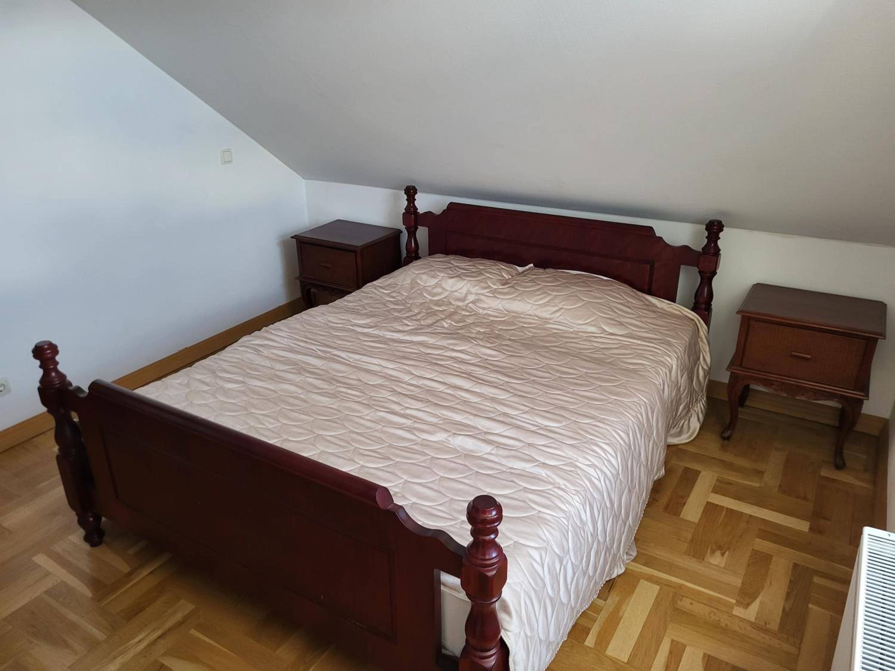 Residence Apartments Hari Sarajevo, Spacy Apartments, Free parking, Aircondition, Airport 1,5 km