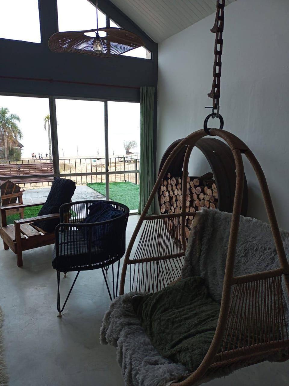 Hostel en Ñandubaysal- Paraiso en la playa
