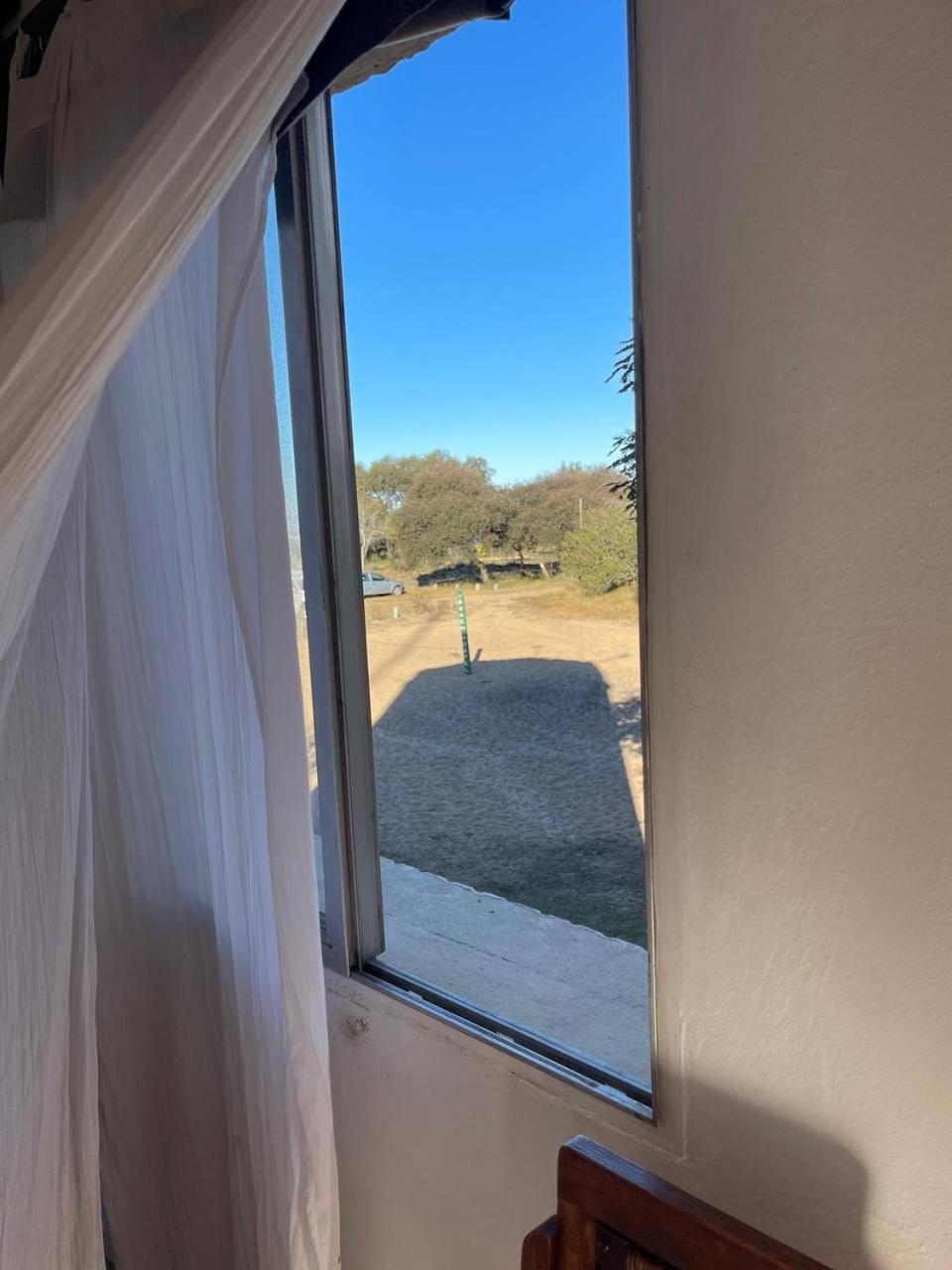 Hostel en Ñandubaysal- Paraiso en la playa