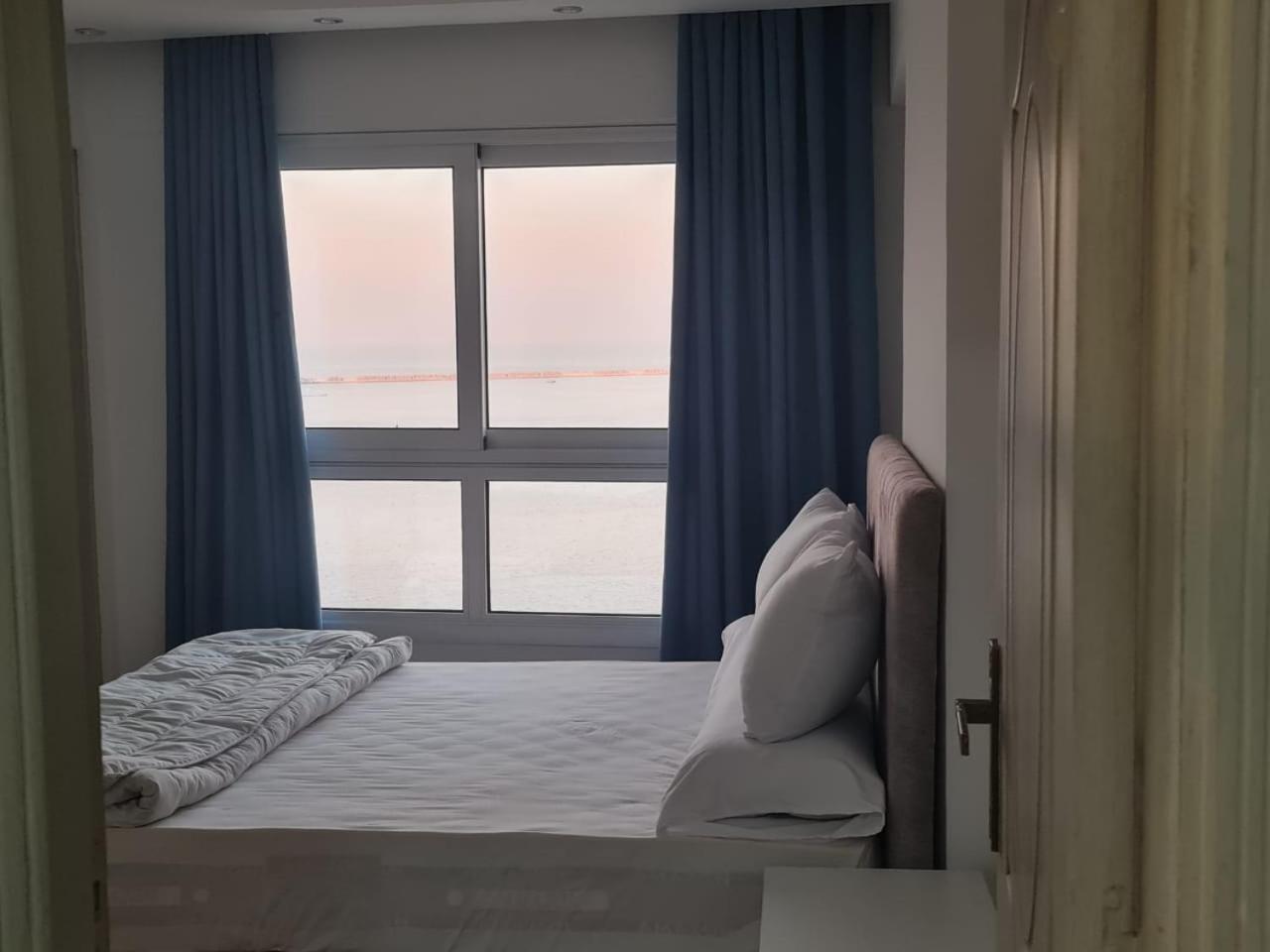 Sea View Apartment