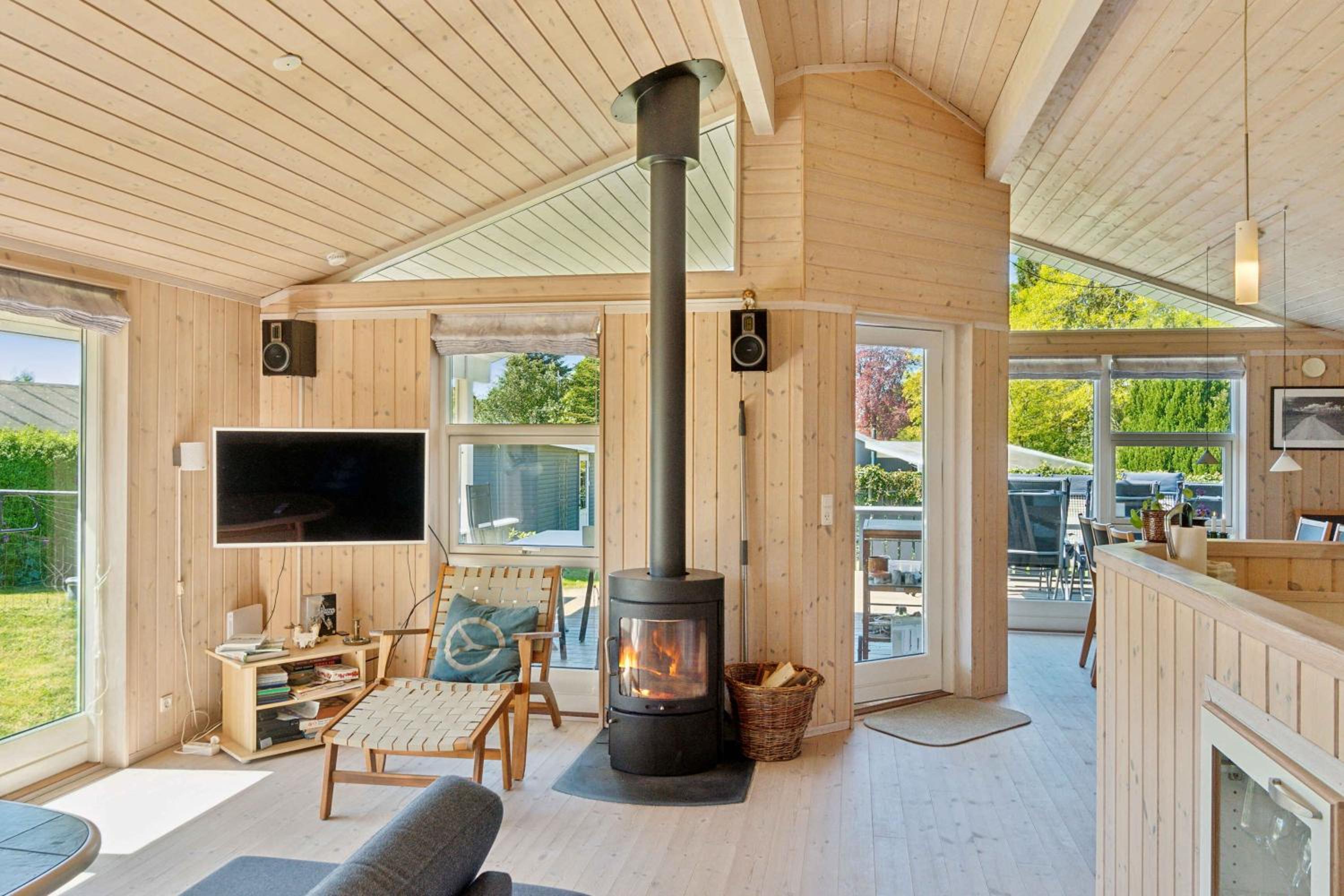 Cozy Holiday Home Close To Marielyst Beach