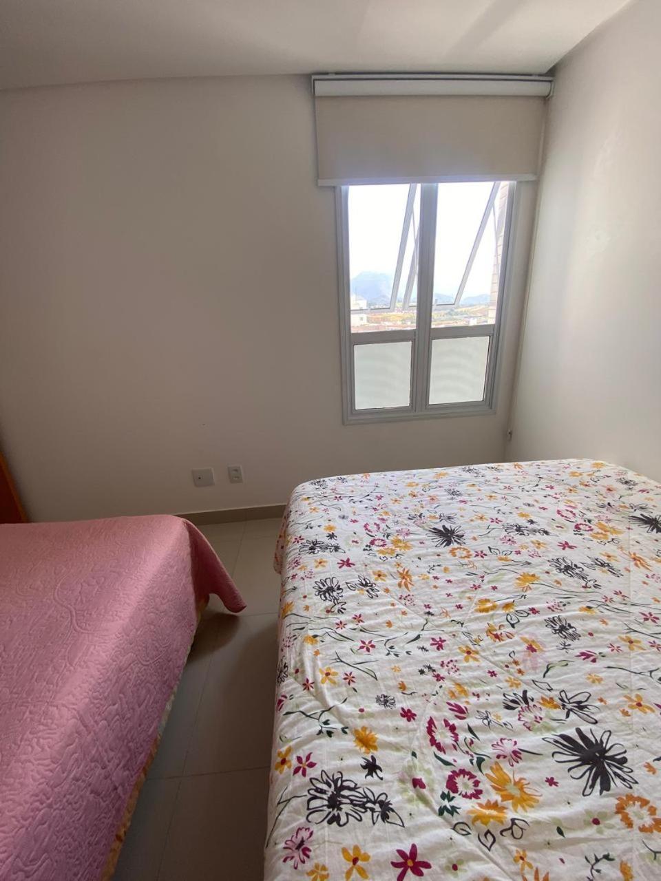 Apto NOVO BEIRA MAR Praia do Morro vista mar e montanha com 120m 3 qtos Ed Elegance limitado a 8 hóspedes independente da idade