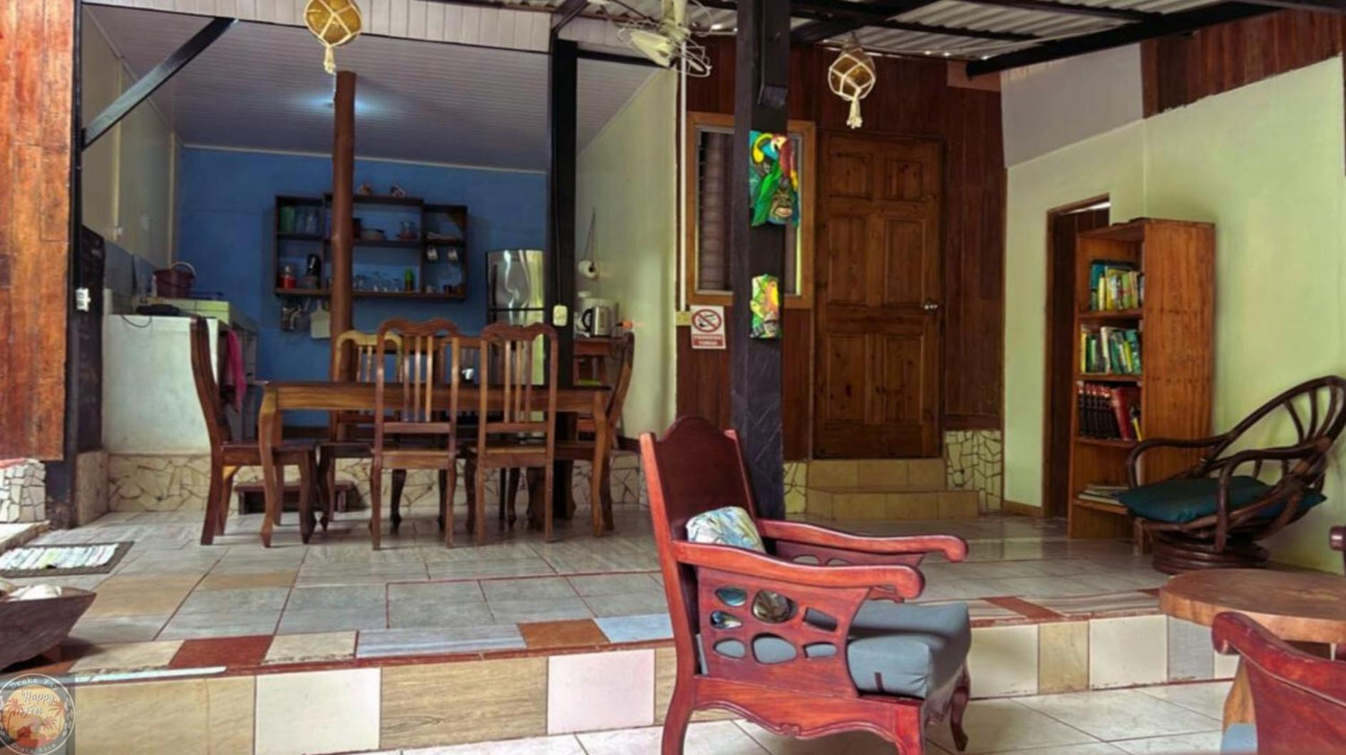 Casita happy feet and tours corcovado