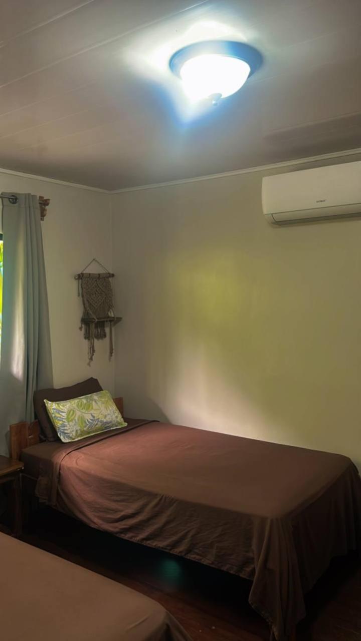 Casita happy feet and tours corcovado