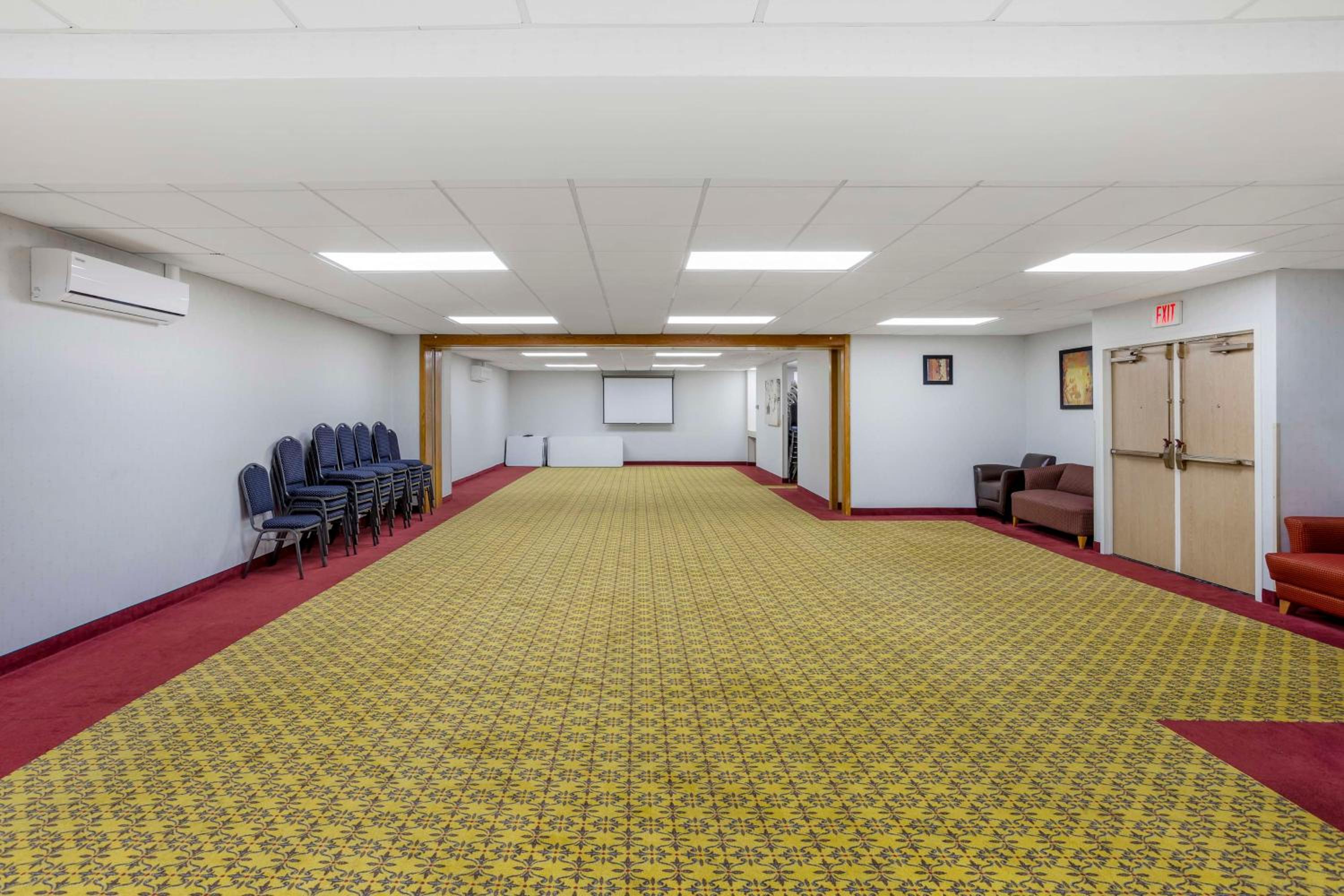 Best Western Danbury/Bethel - Property Image 18