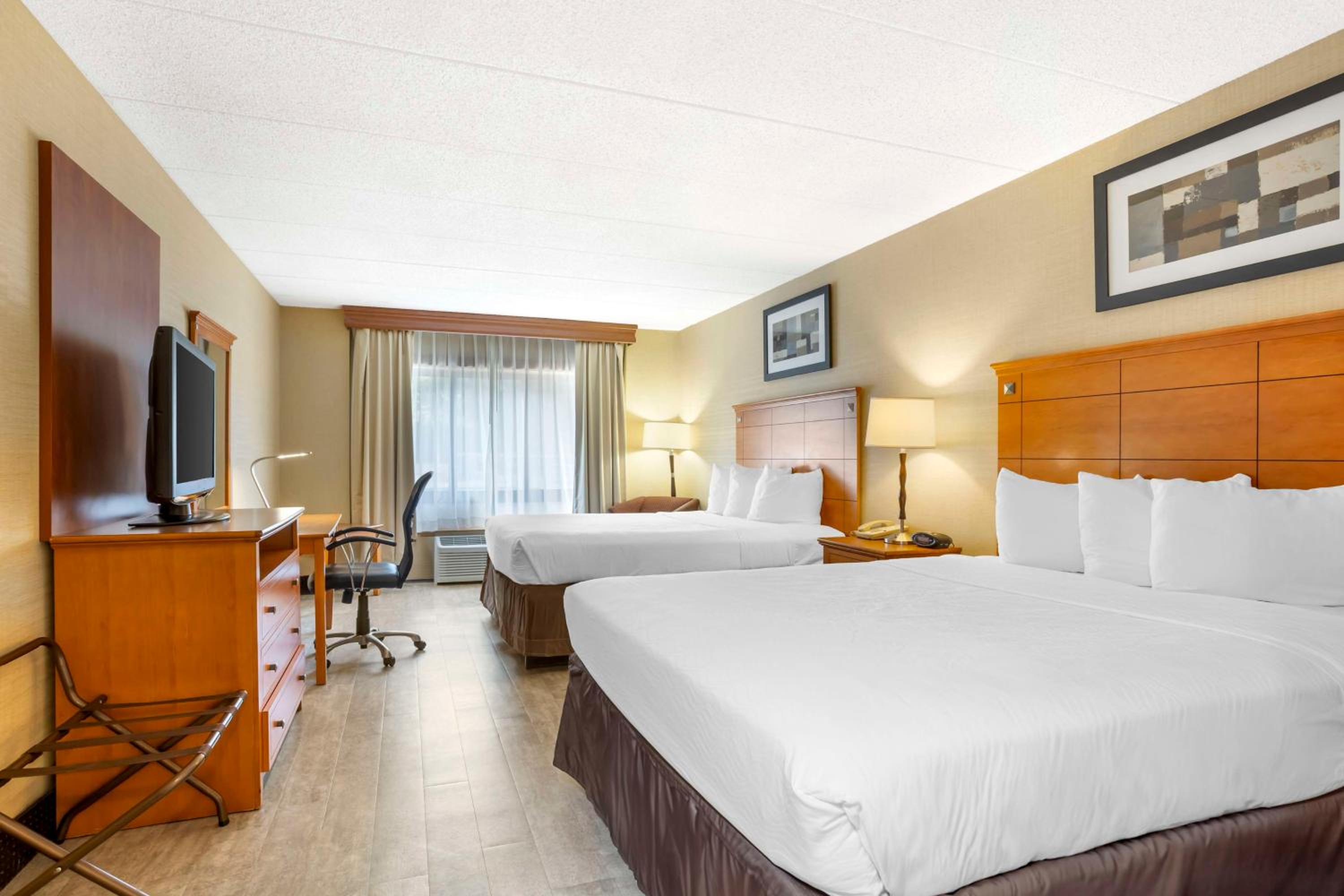 Best Western Danbury/Bethel - Property Image 3