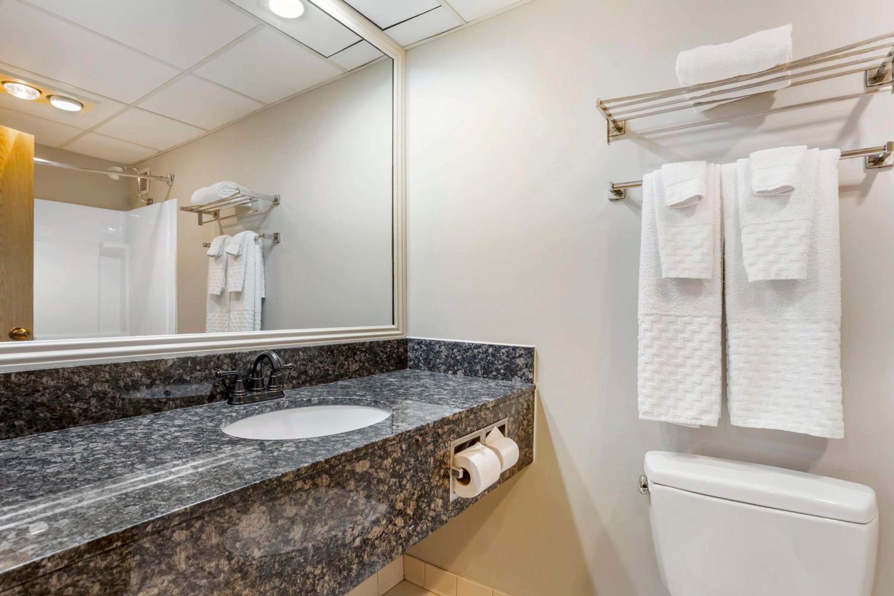 Best Western Danbury/Bethel - Property Image 12
