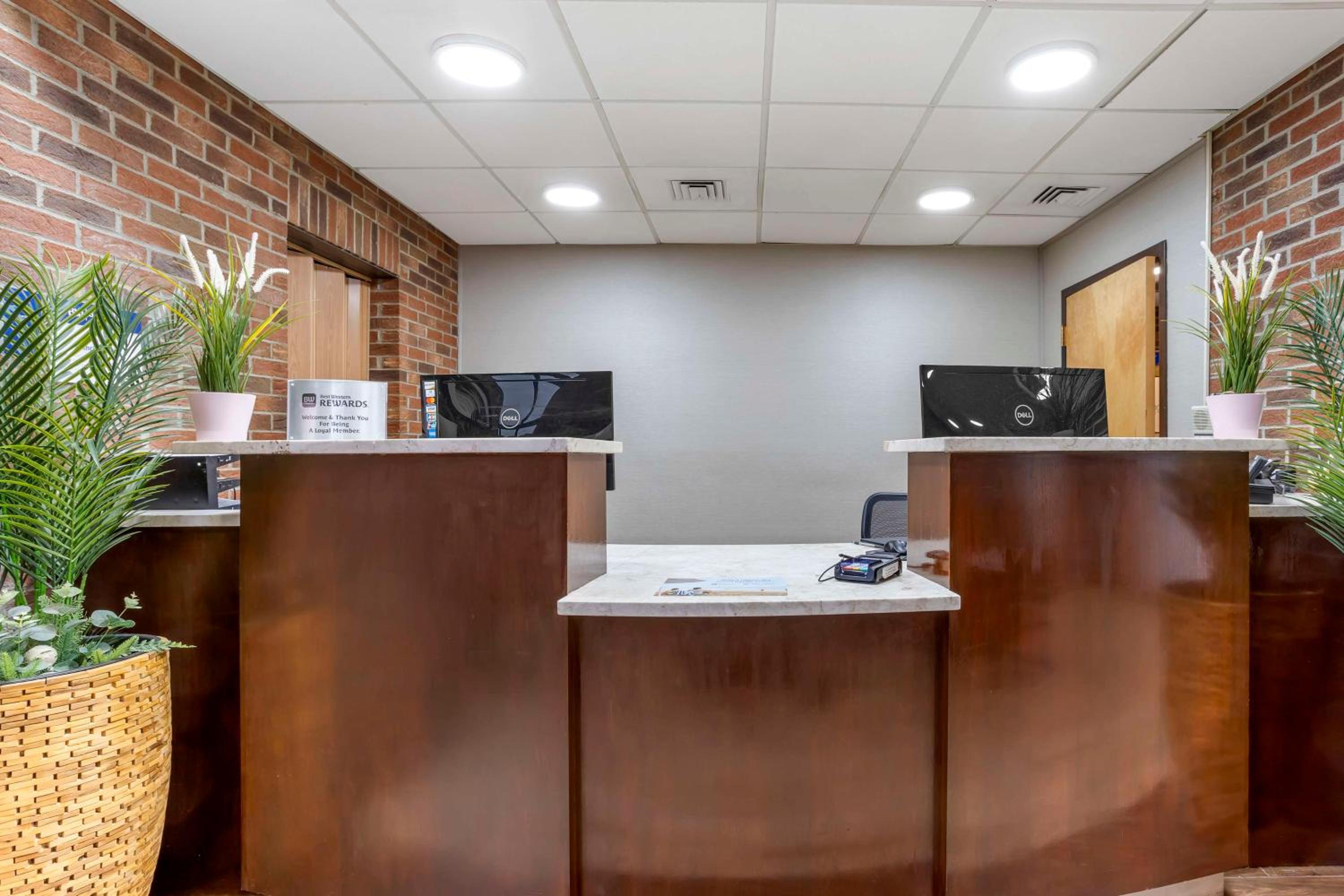 Best Western Danbury/Bethel - Property Image 14