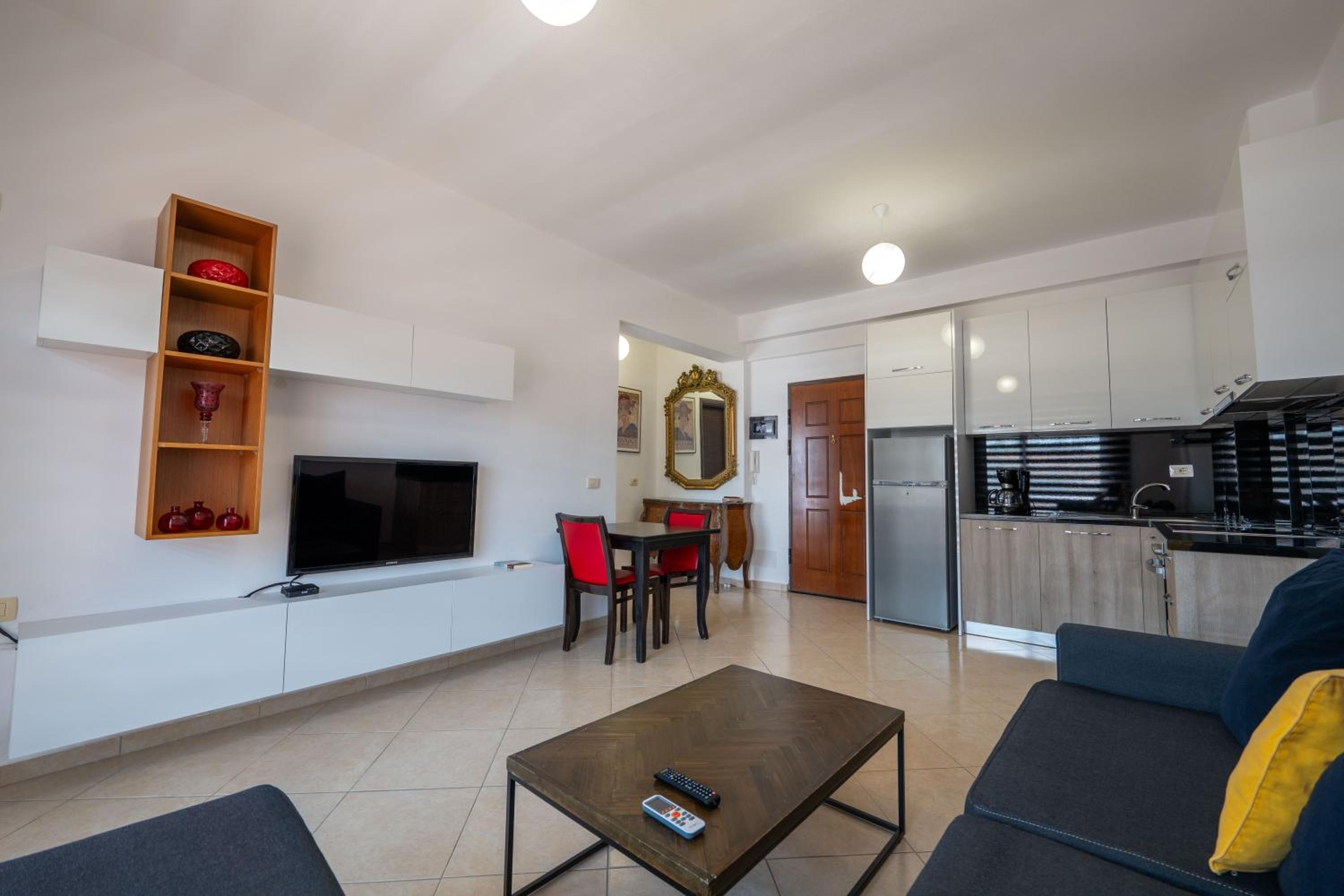 Meri's Apartments 25
