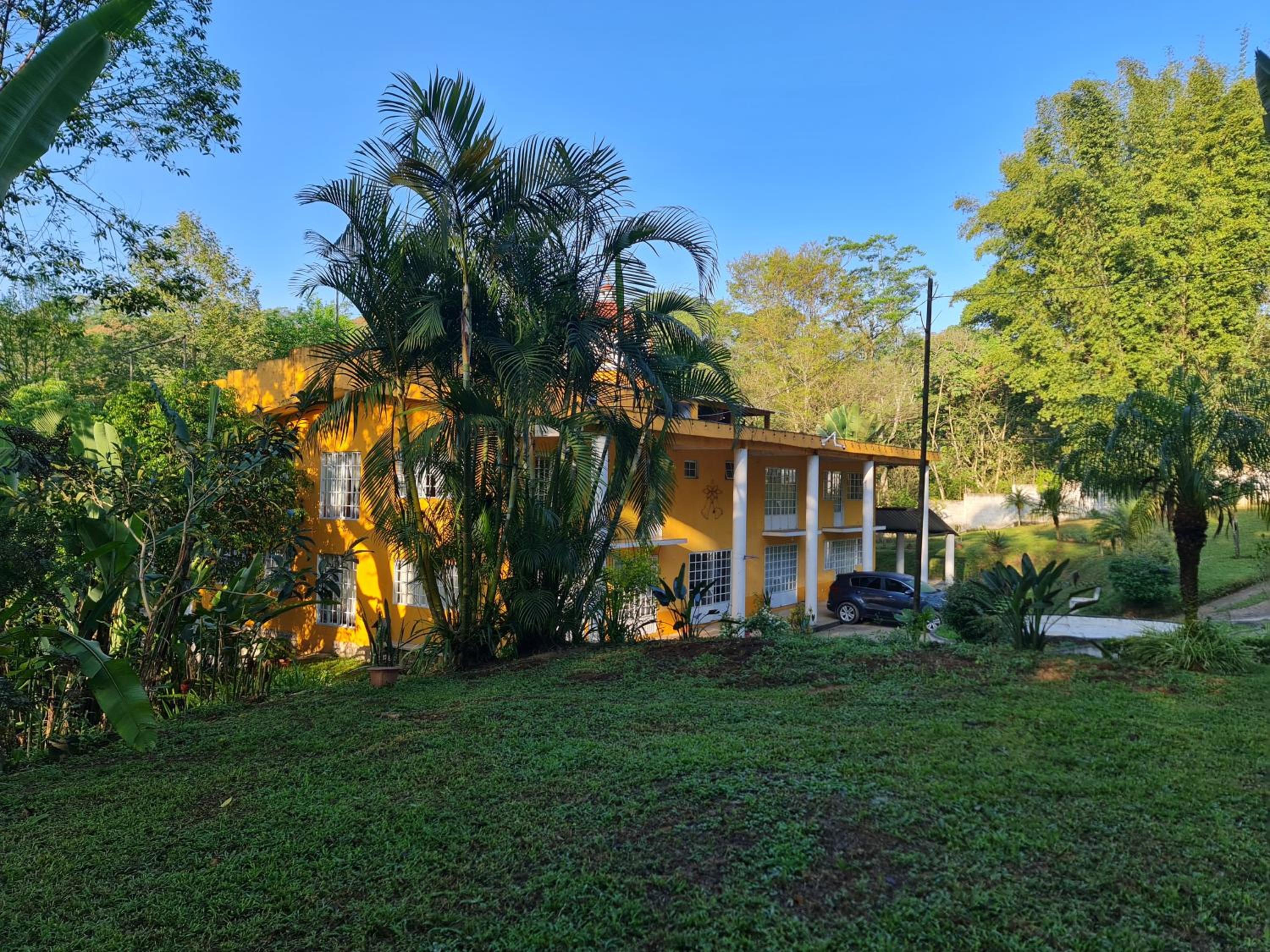 Hotel Hostal El Jardín de los Anturios - Image 1