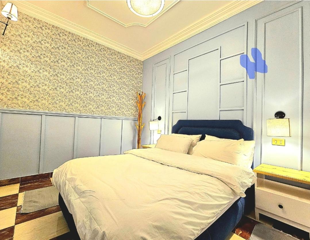 LUXURY Holiday