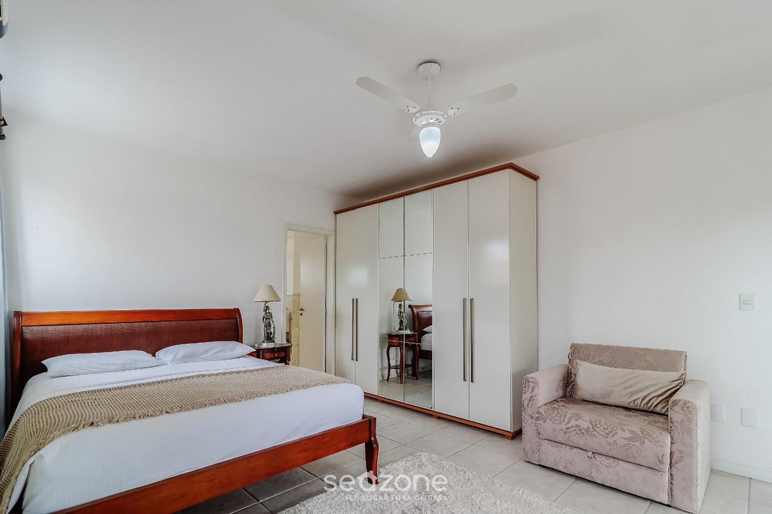 Casa de férias com piscina e churrasqueira ROM591