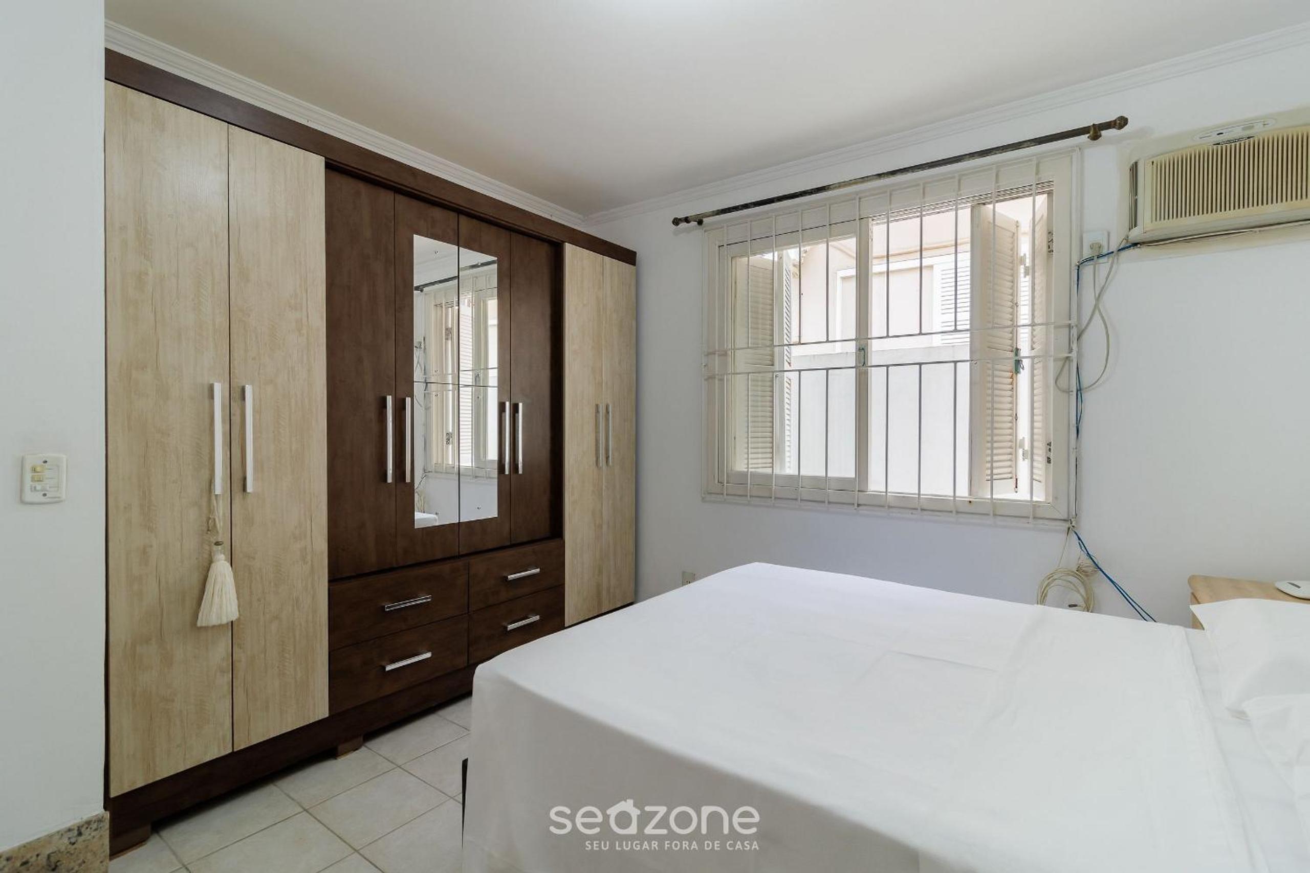 Casa de férias com piscina e churrasqueira ROM591