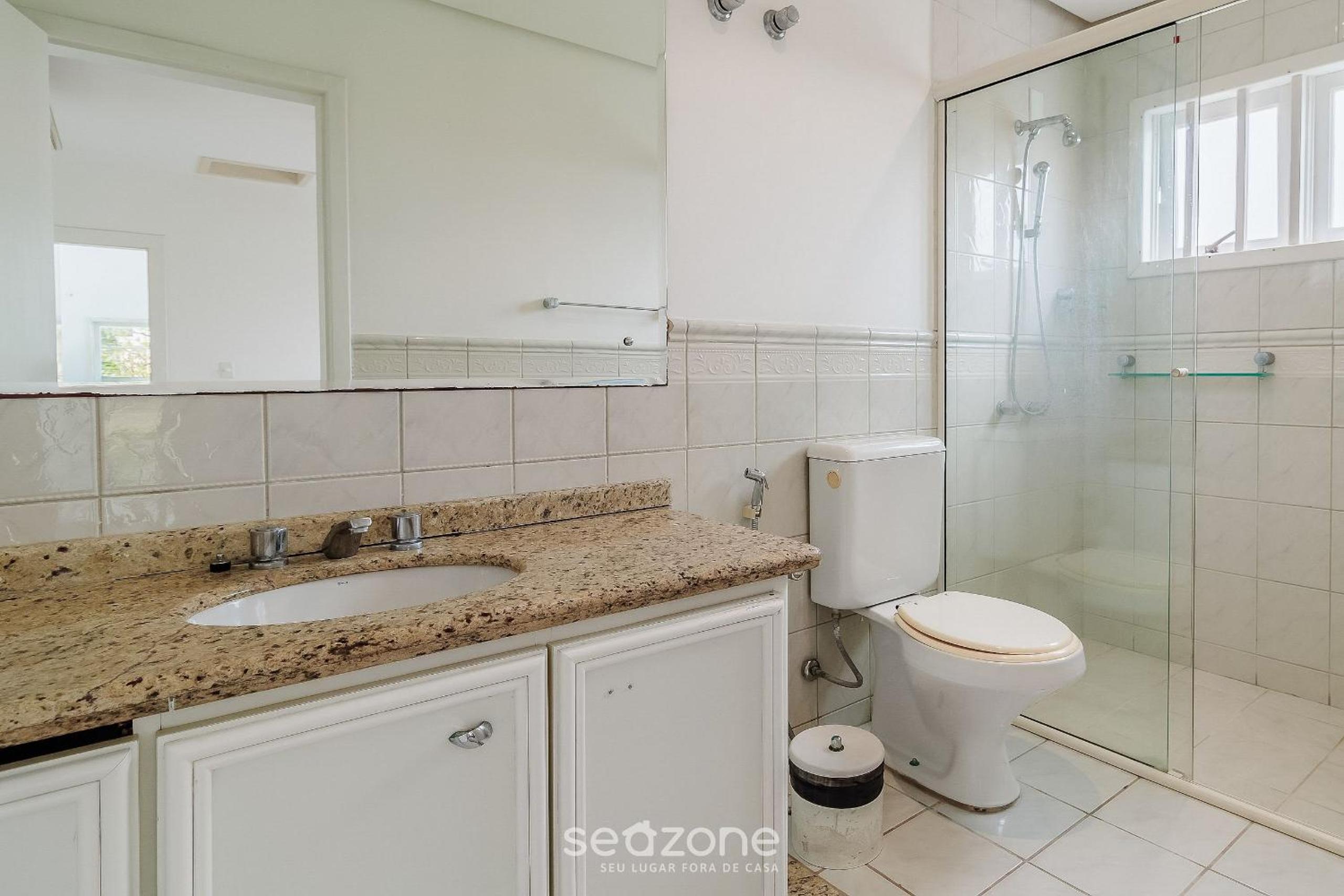 Casa de férias com piscina e churrasqueira ROM591