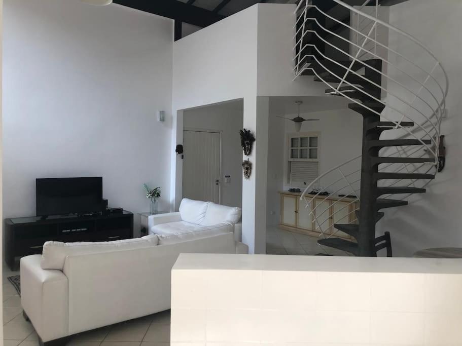Casa 4 quartos Riviera de Sao lourenço Piscina Aquecida