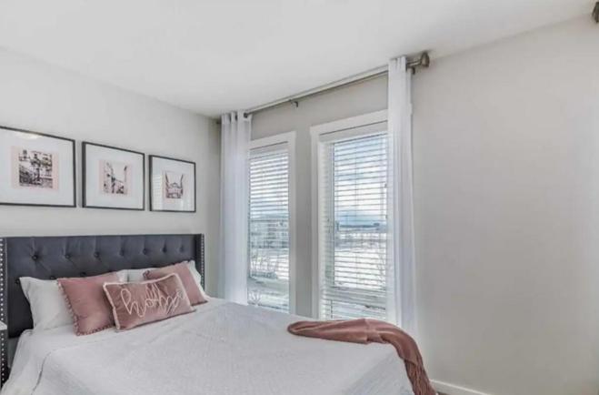 South Calgary Townhouse