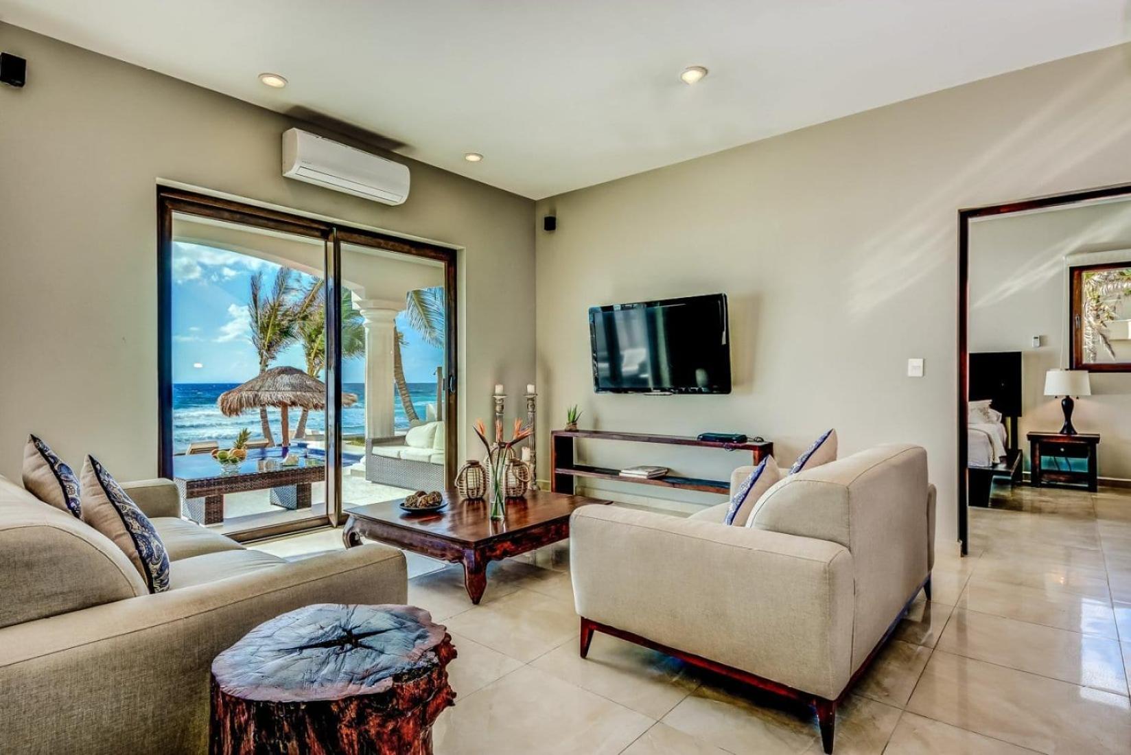 Sofi Beachfront villa in Tankah Bay! view 3