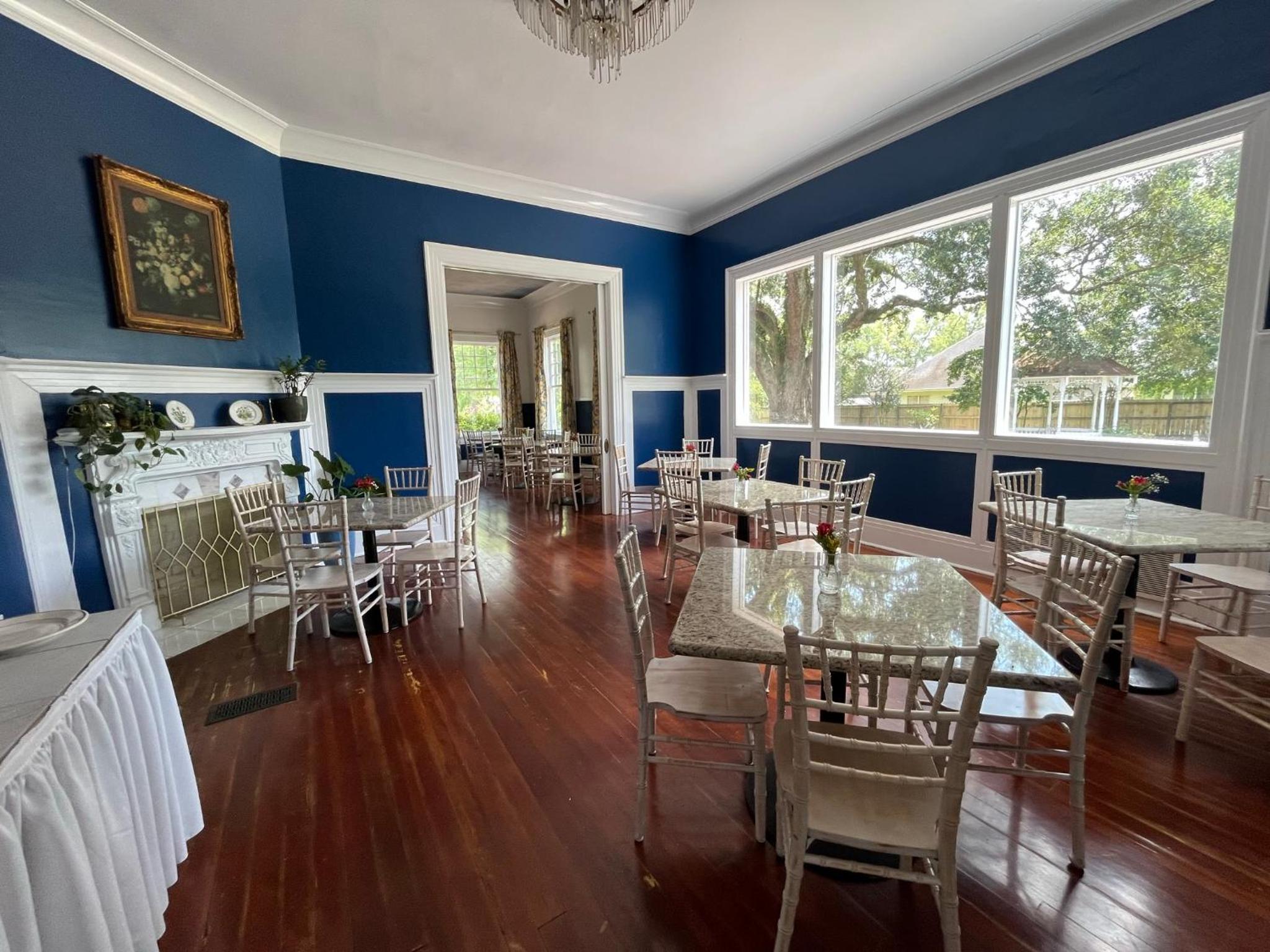Historic Michabelle Inn