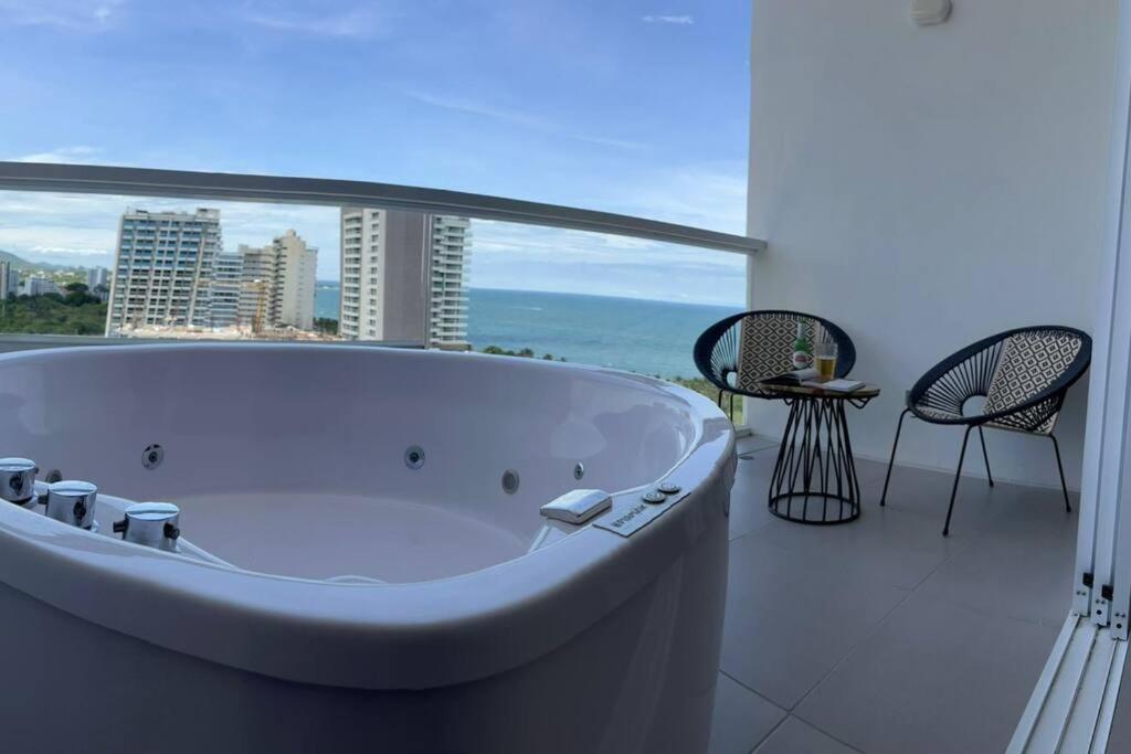 Apartamento con Jacuzzi vista al mar